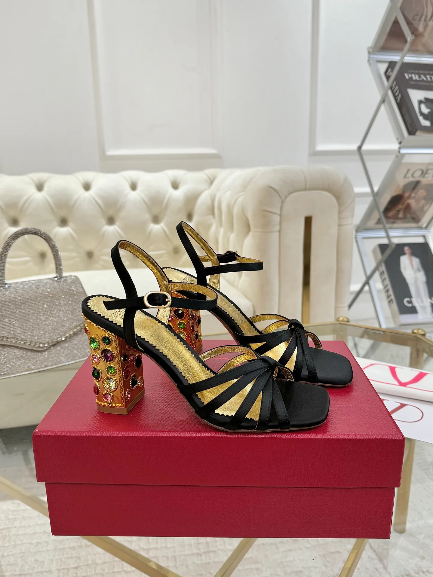 Босоножки Женские Valentino 35948