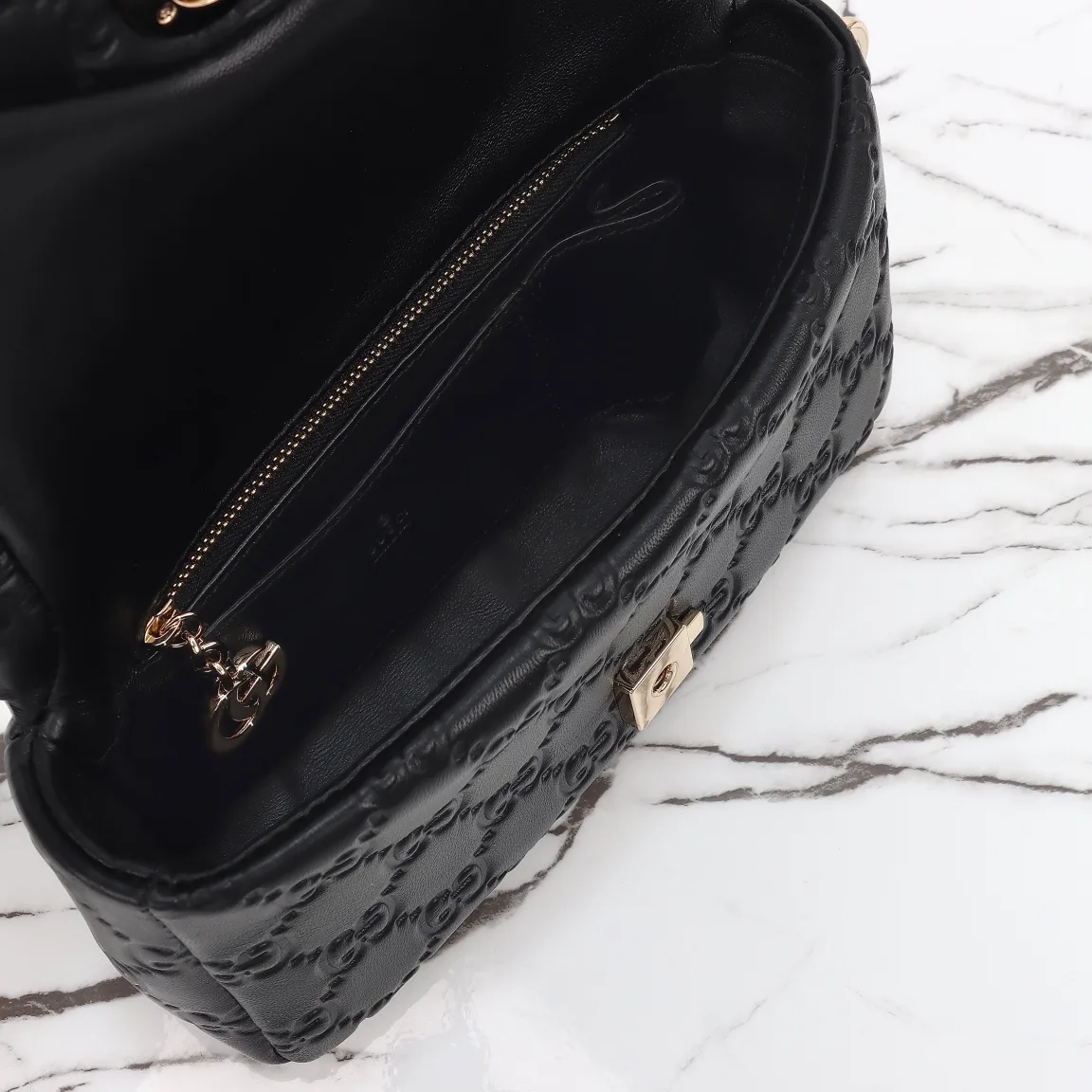 Классические Сумки Женские Gucci 18210720