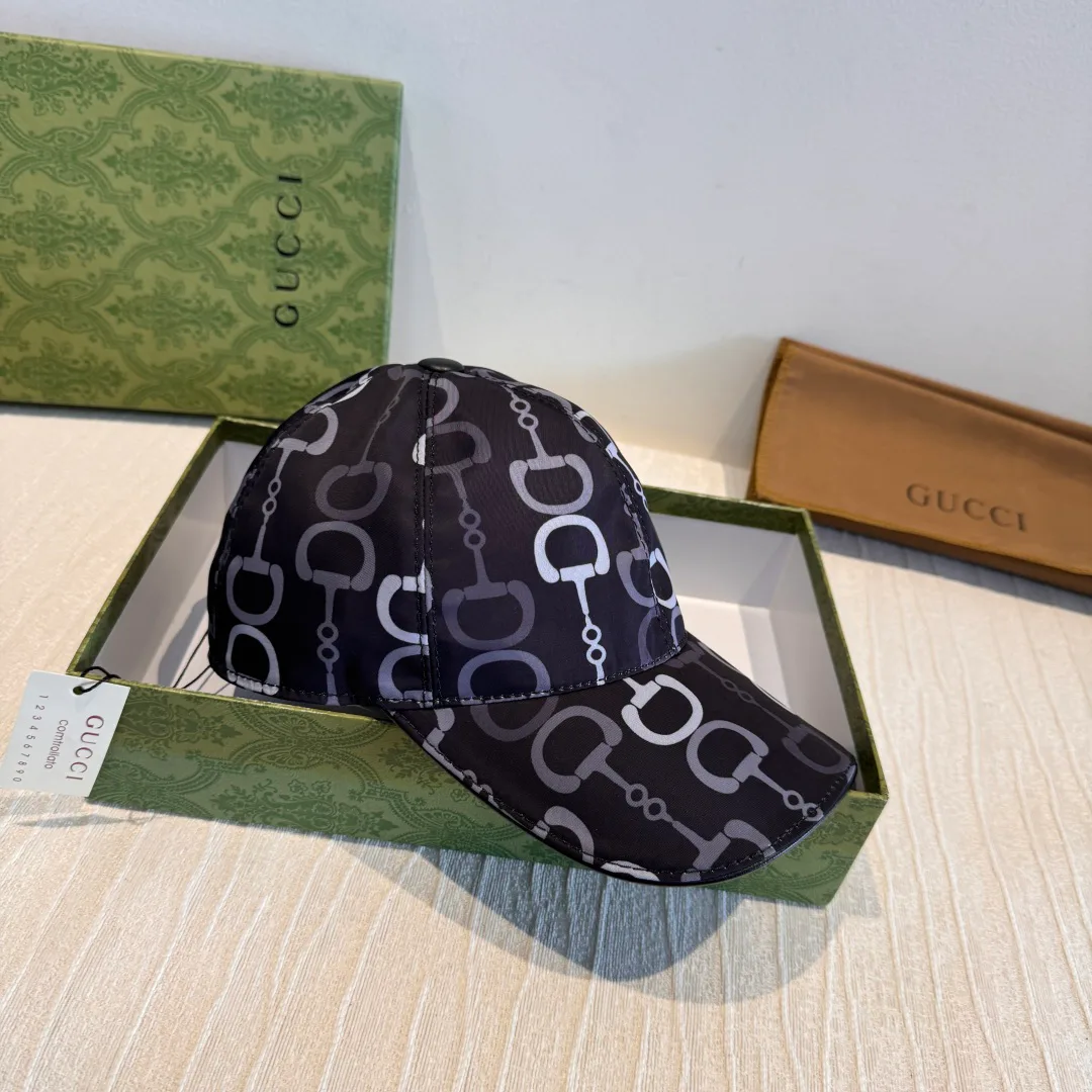 Головные Уборы Gucci 11529715
