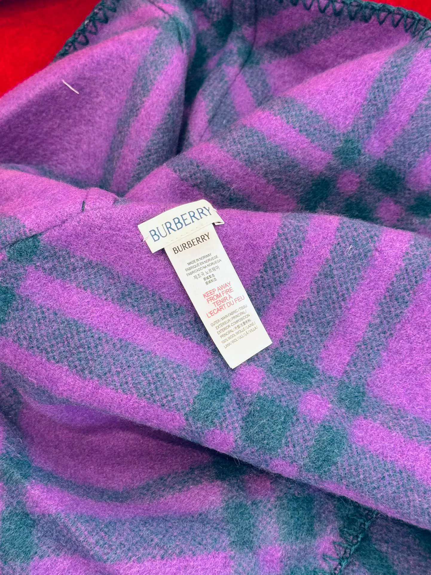 Шарфы Burberry 18287866