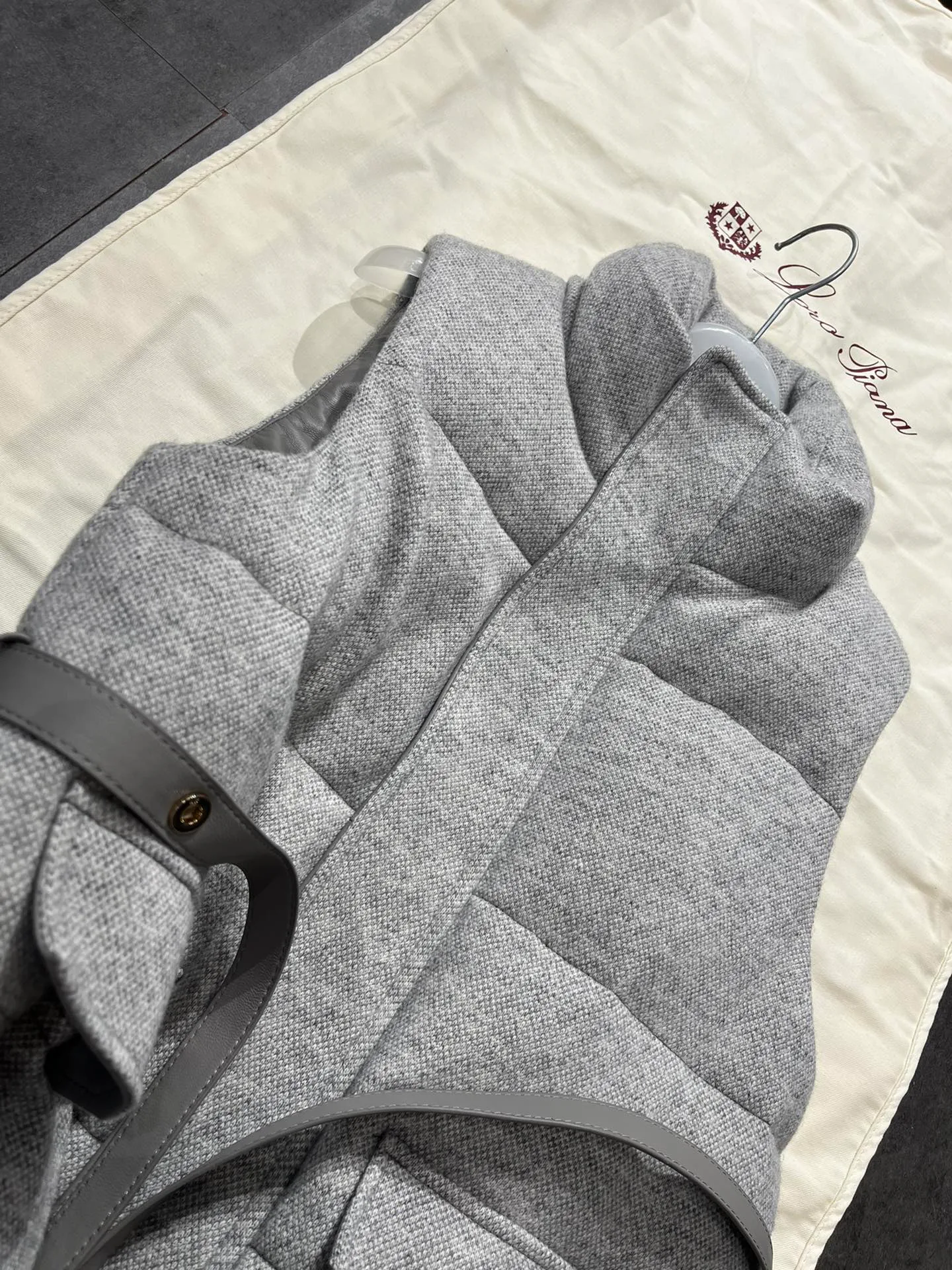 Жилеты Женские Loro Piana 18106327