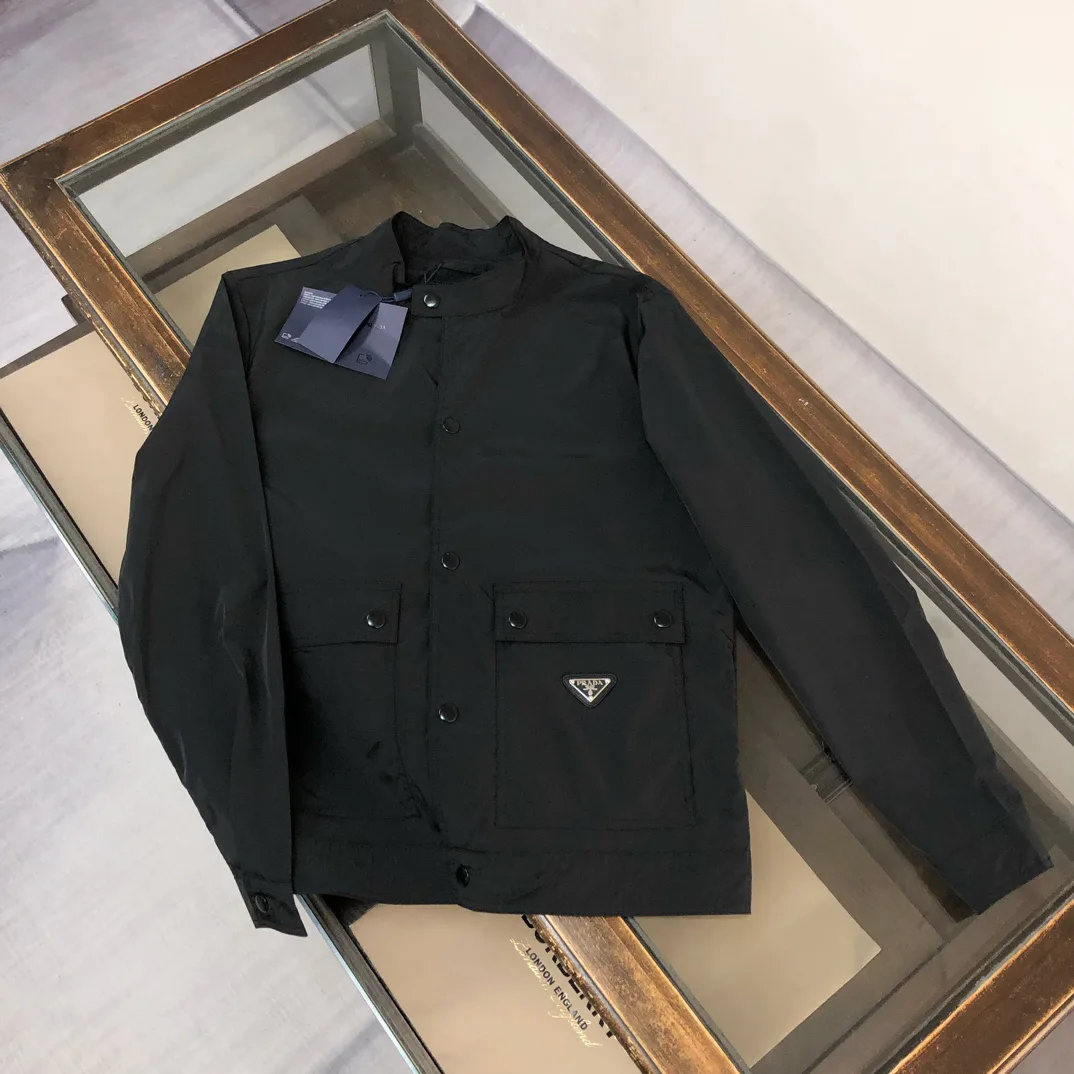 Куртки И Пуховики Мужские Prada 11386086