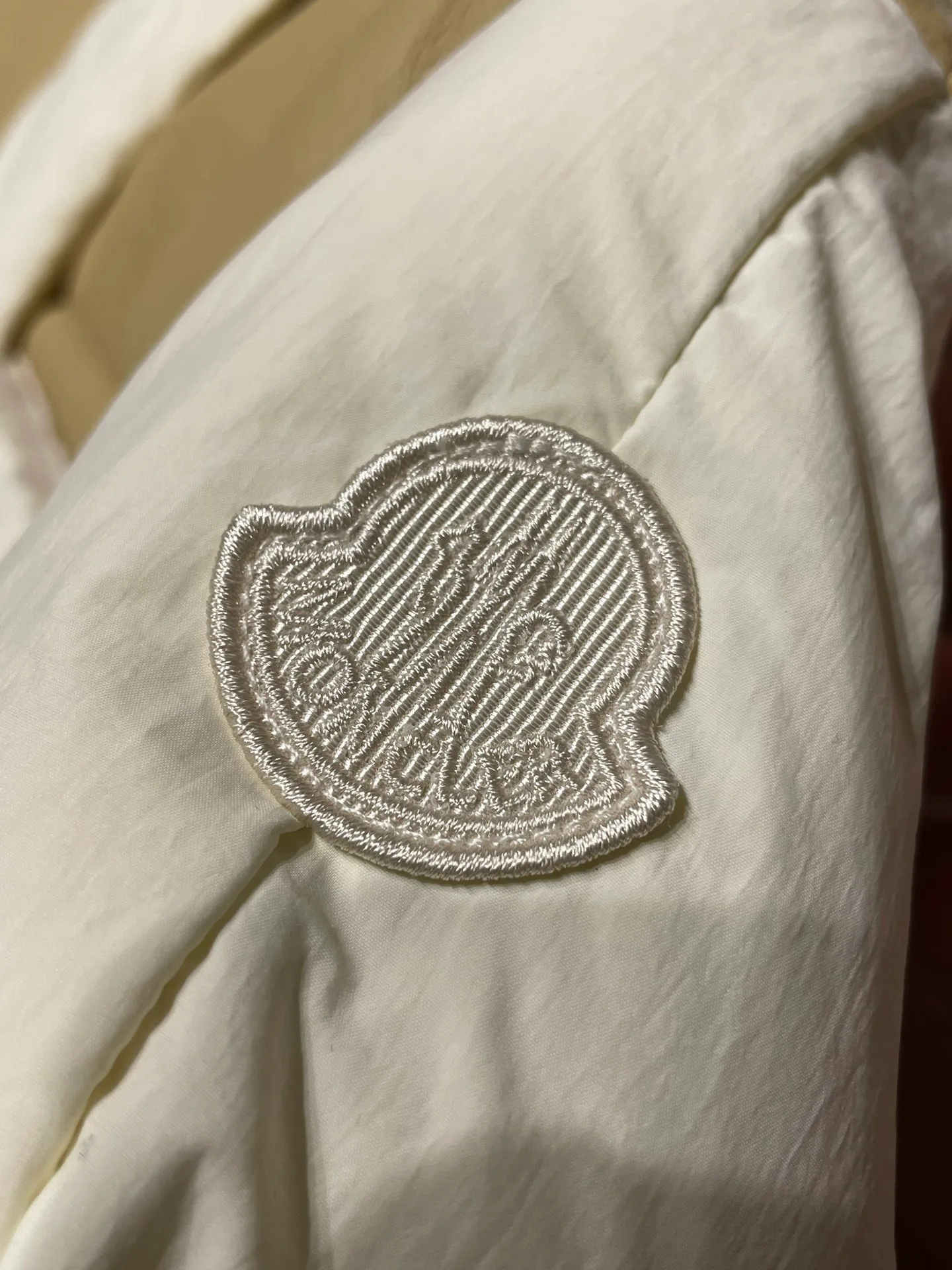 Кожаные Куртки И Дублёнки Женские Moncler 2734813