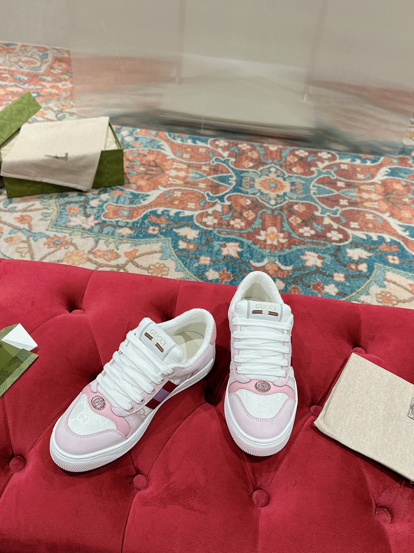 Кроссовки Женские Gucci 17956690