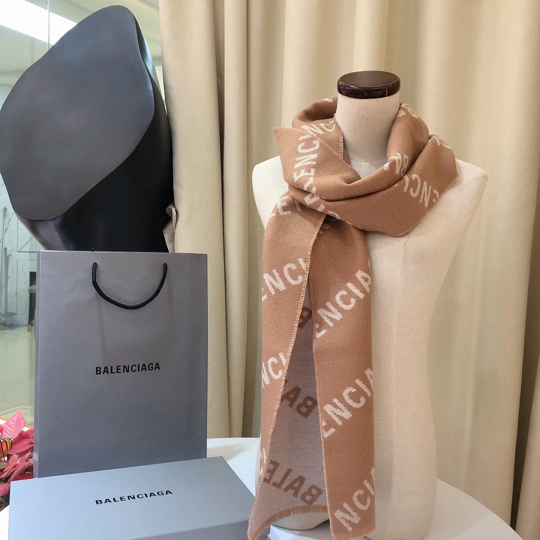 Шарфы Balenciaga 1383326