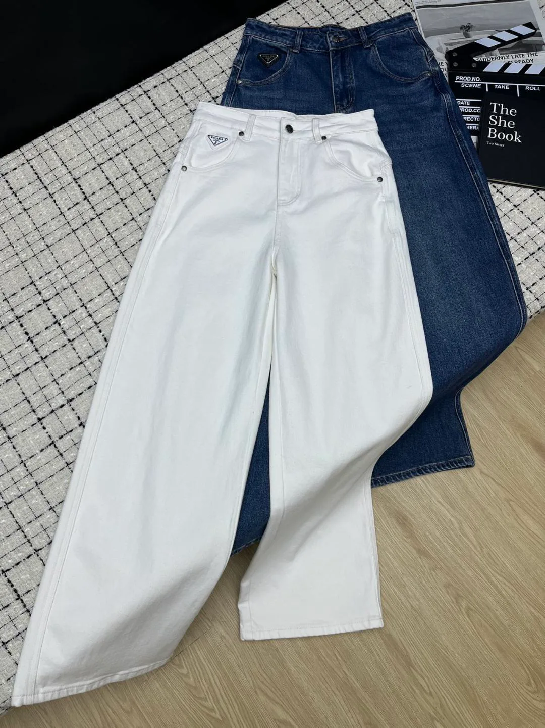 Джинсы Женские Prada 19134147
