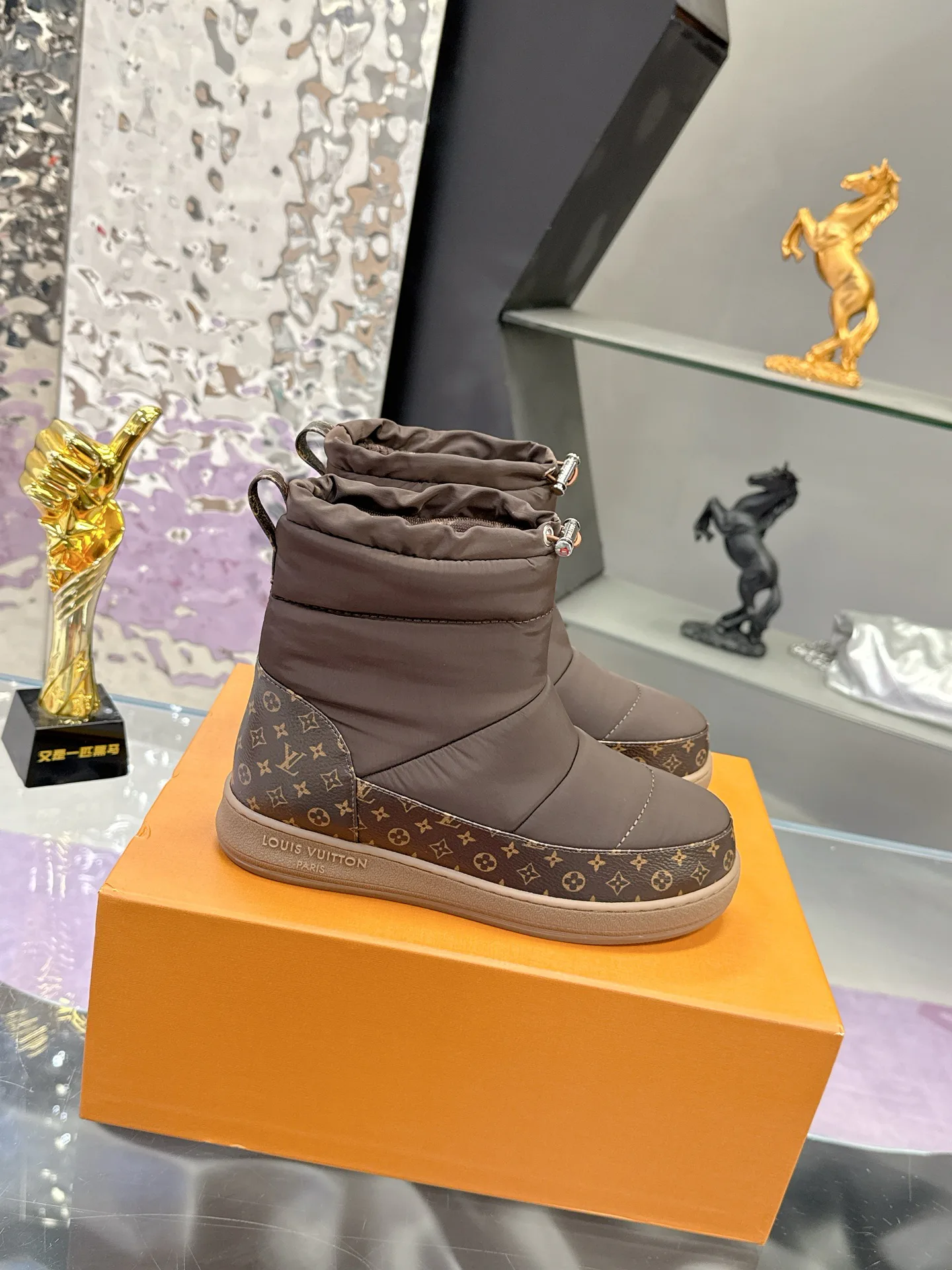 Угги Женские Louis Vuitton 841708