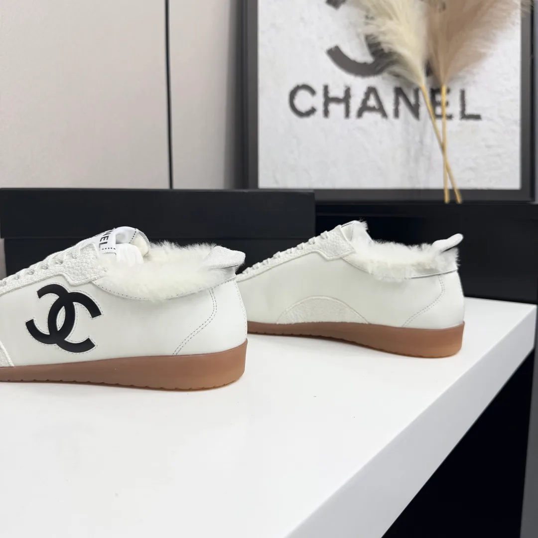 Кроссовки Женские Chanel 18997240