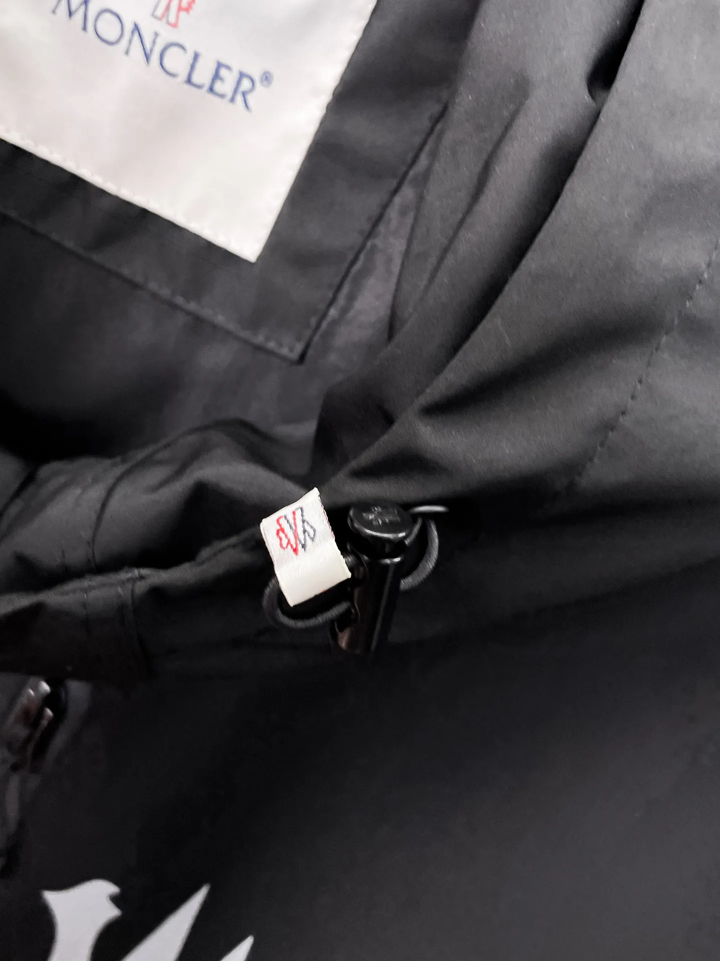Куртки И Пуховики Мужские Moncler 18191467