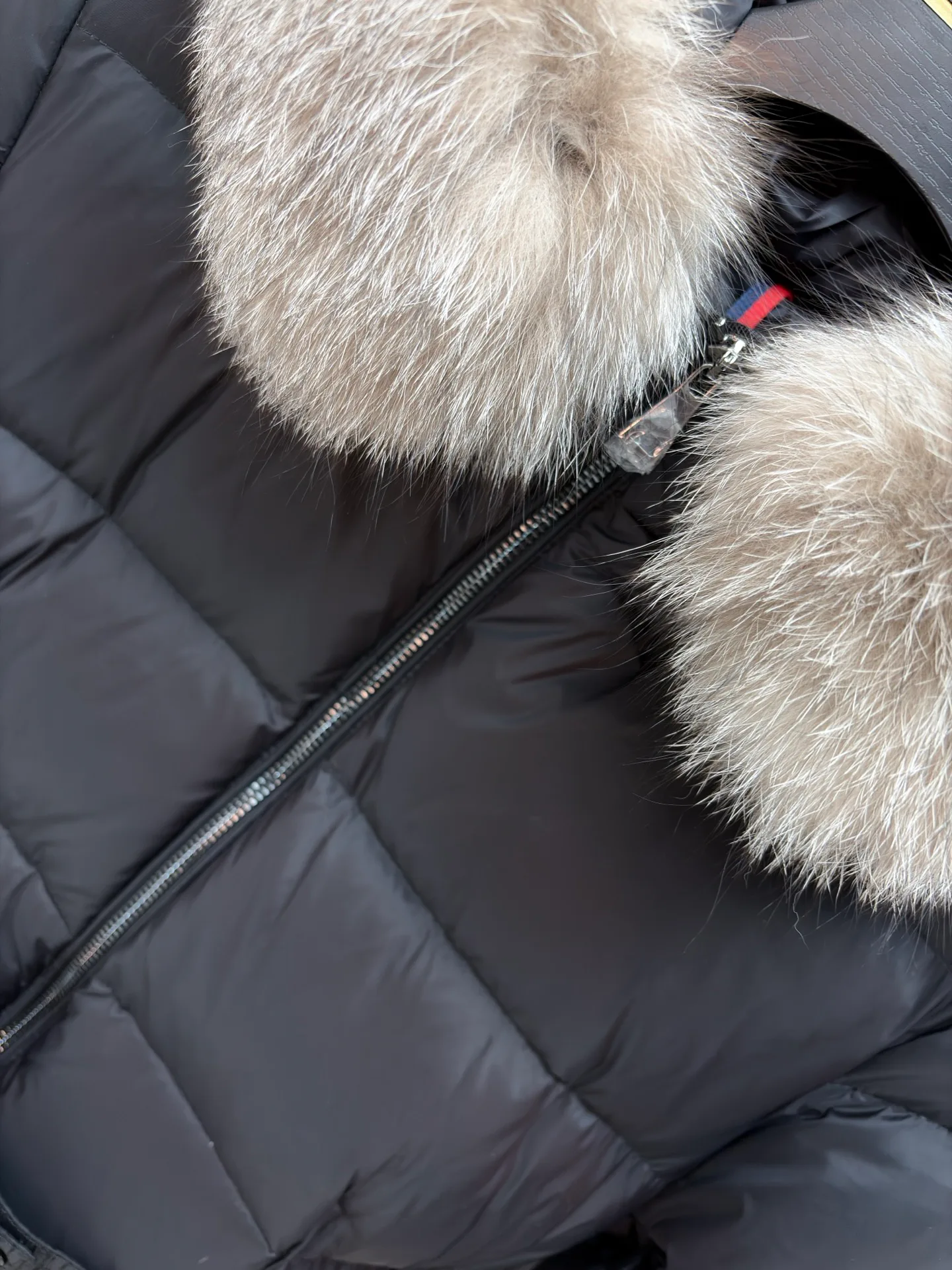 Куртки И Пуховики Женские Moncler 18007155