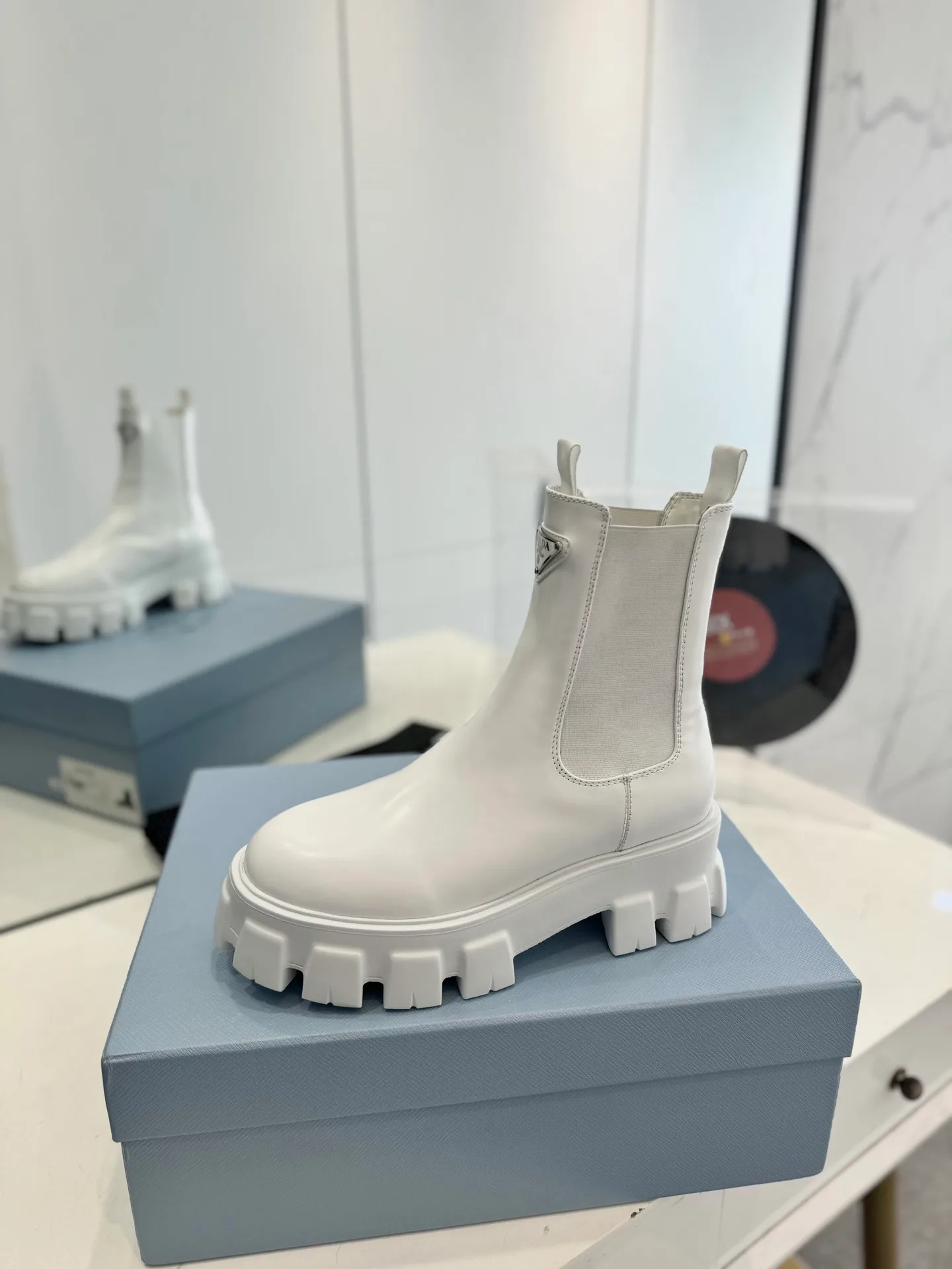 Ботинки Женские Prada 18367027