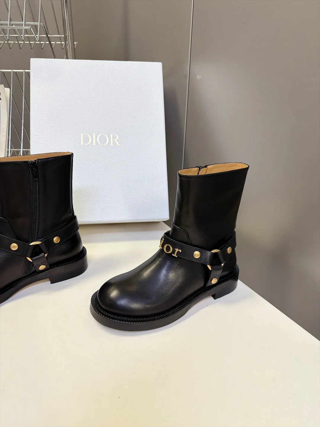 Ботинки Женские Christian Dior 17936636