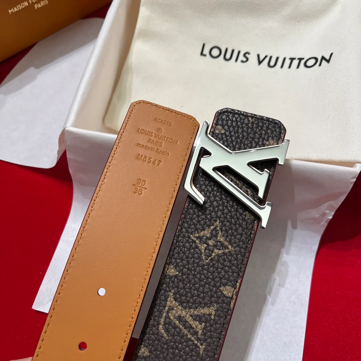 Ремни Louis Vuitton 17645332