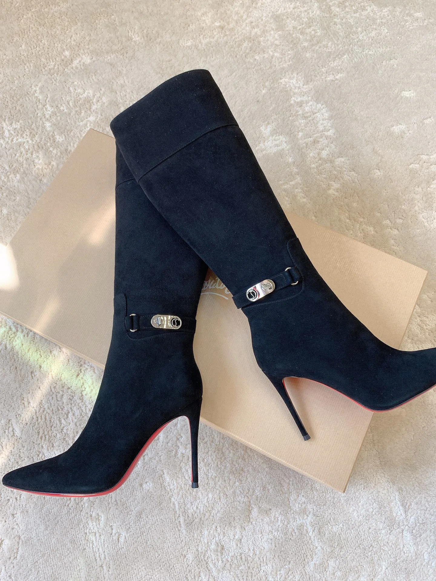 Сапоги Женские Christian Louboutin 17962866