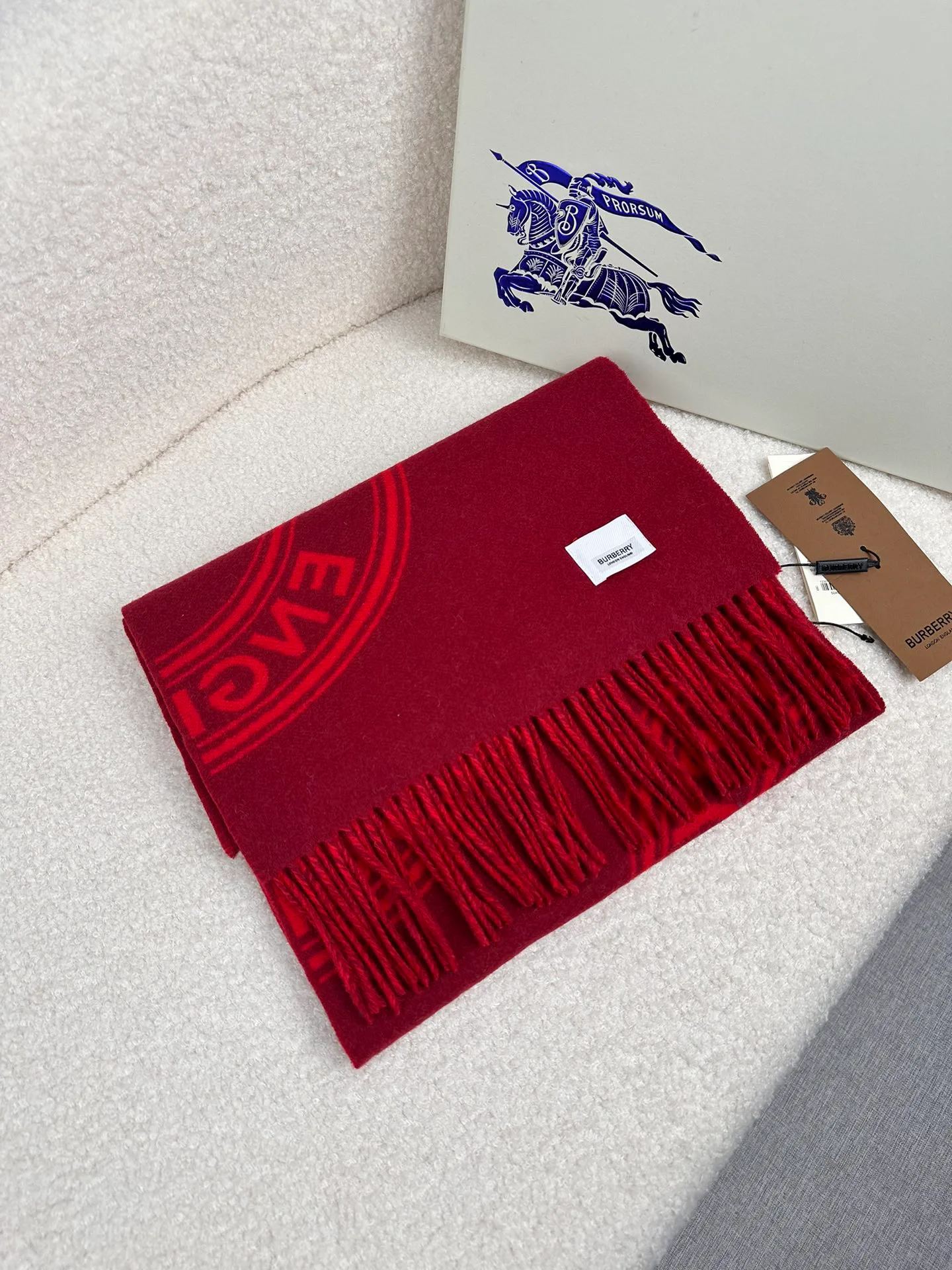 Шарфы Burberry 920472