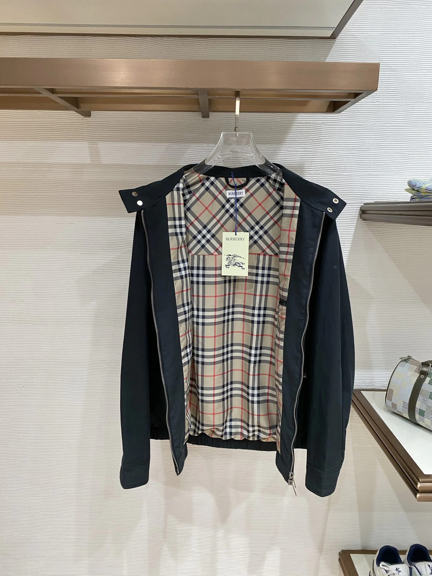 Куртки И Пуховики Мужские Burberry 10271880