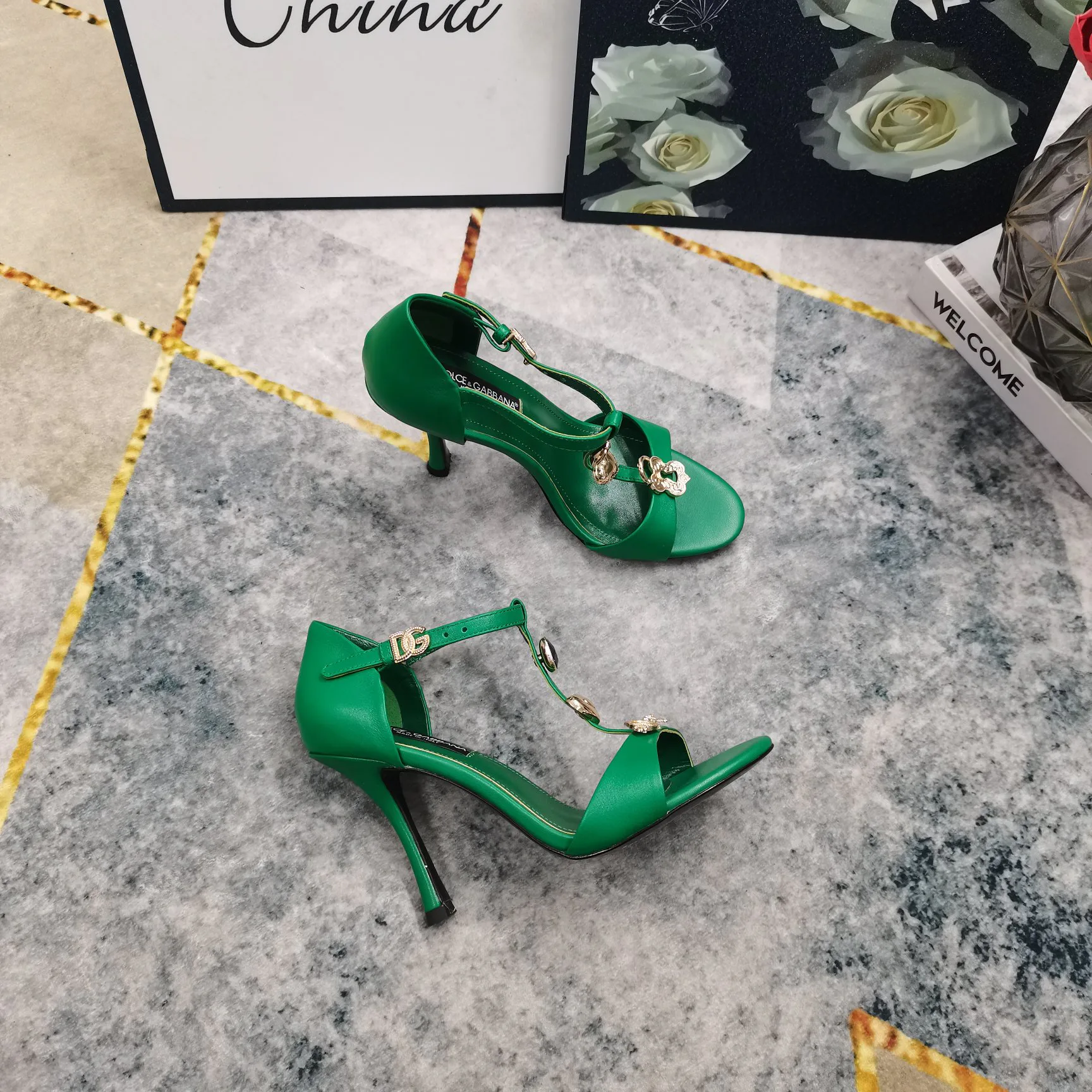 Босоножки Женские Dolce & Gabbana 11247974