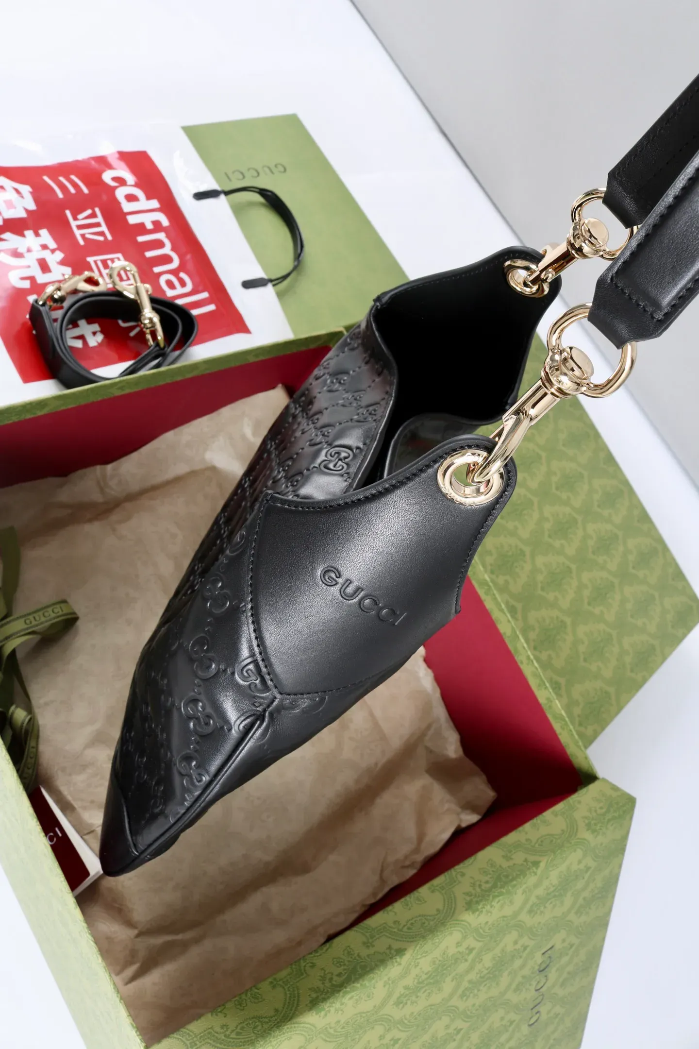 Сумки На Ремне Женские Gucci 393594