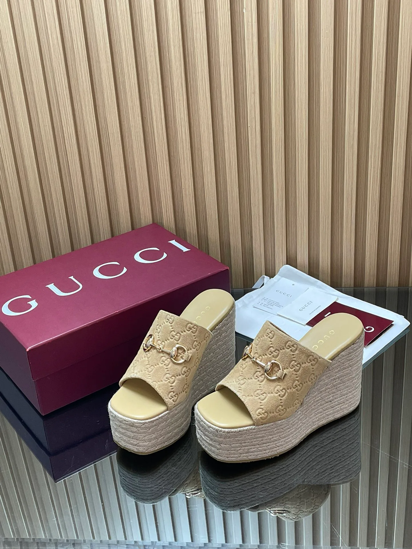 Босоножки Женские Gucci 11616319