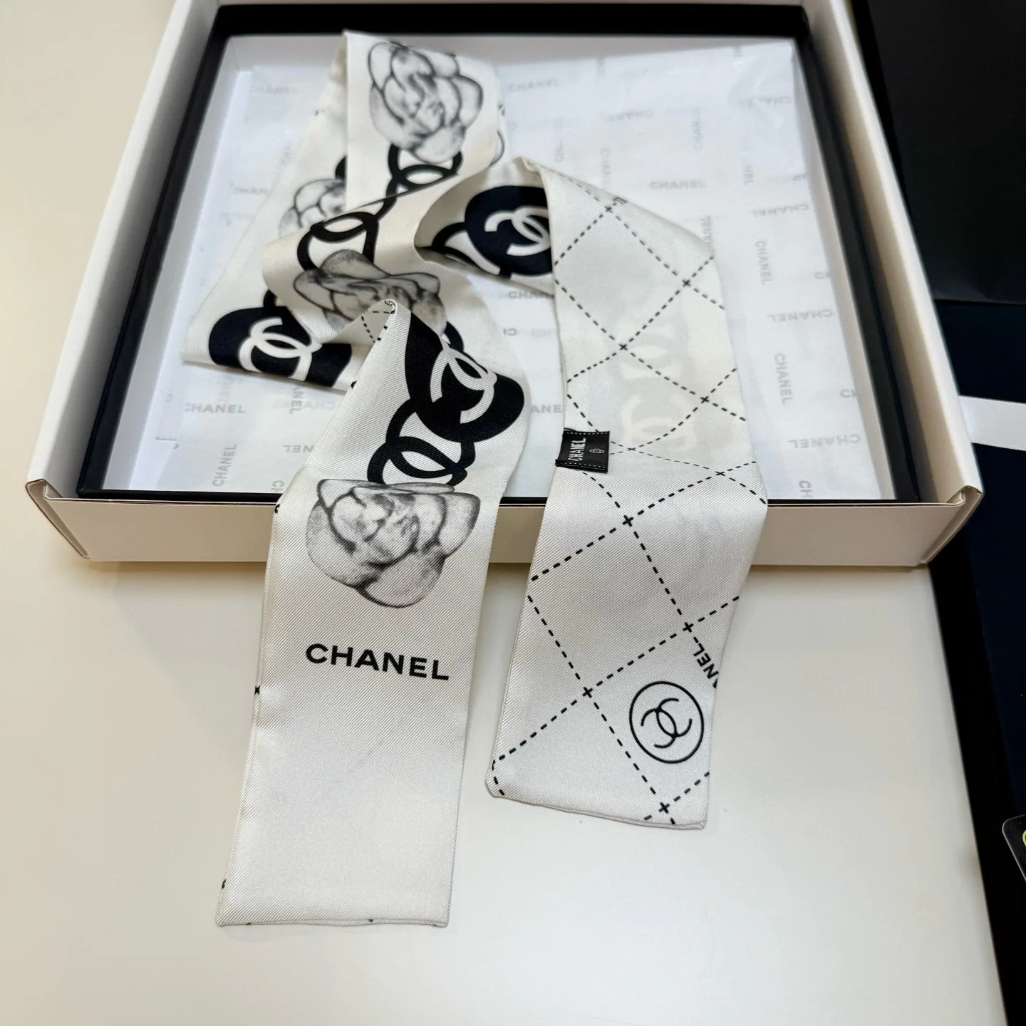 Платки Chanel 11568177