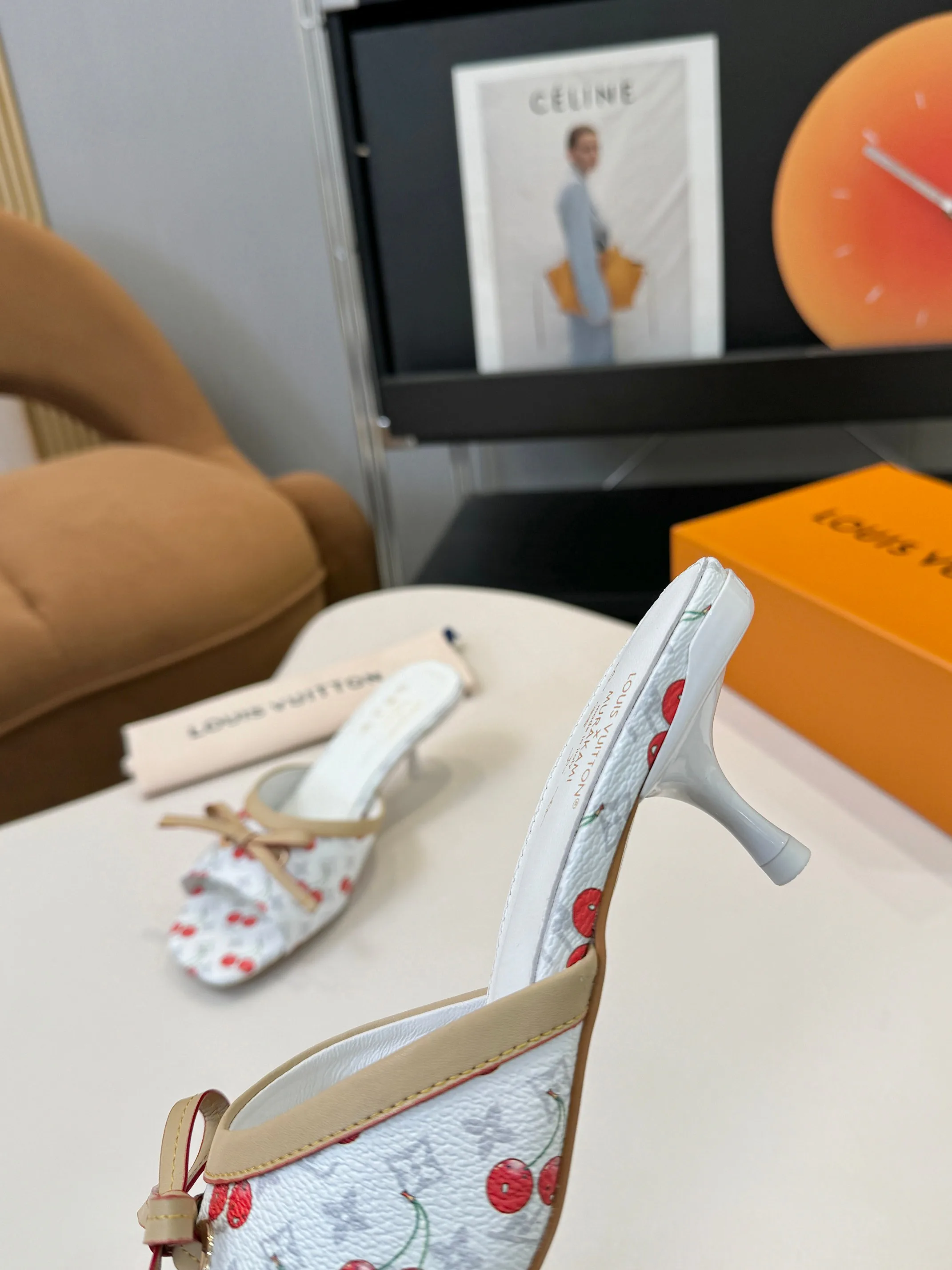 Босоножки Женские Louis Vuitton 11190682