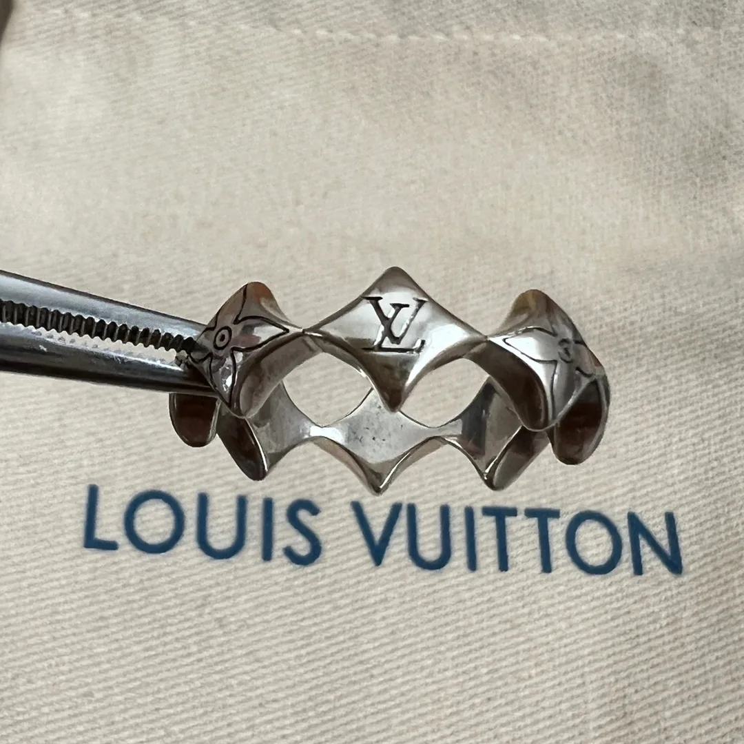 Бижутерия Louis Vuitton 151660