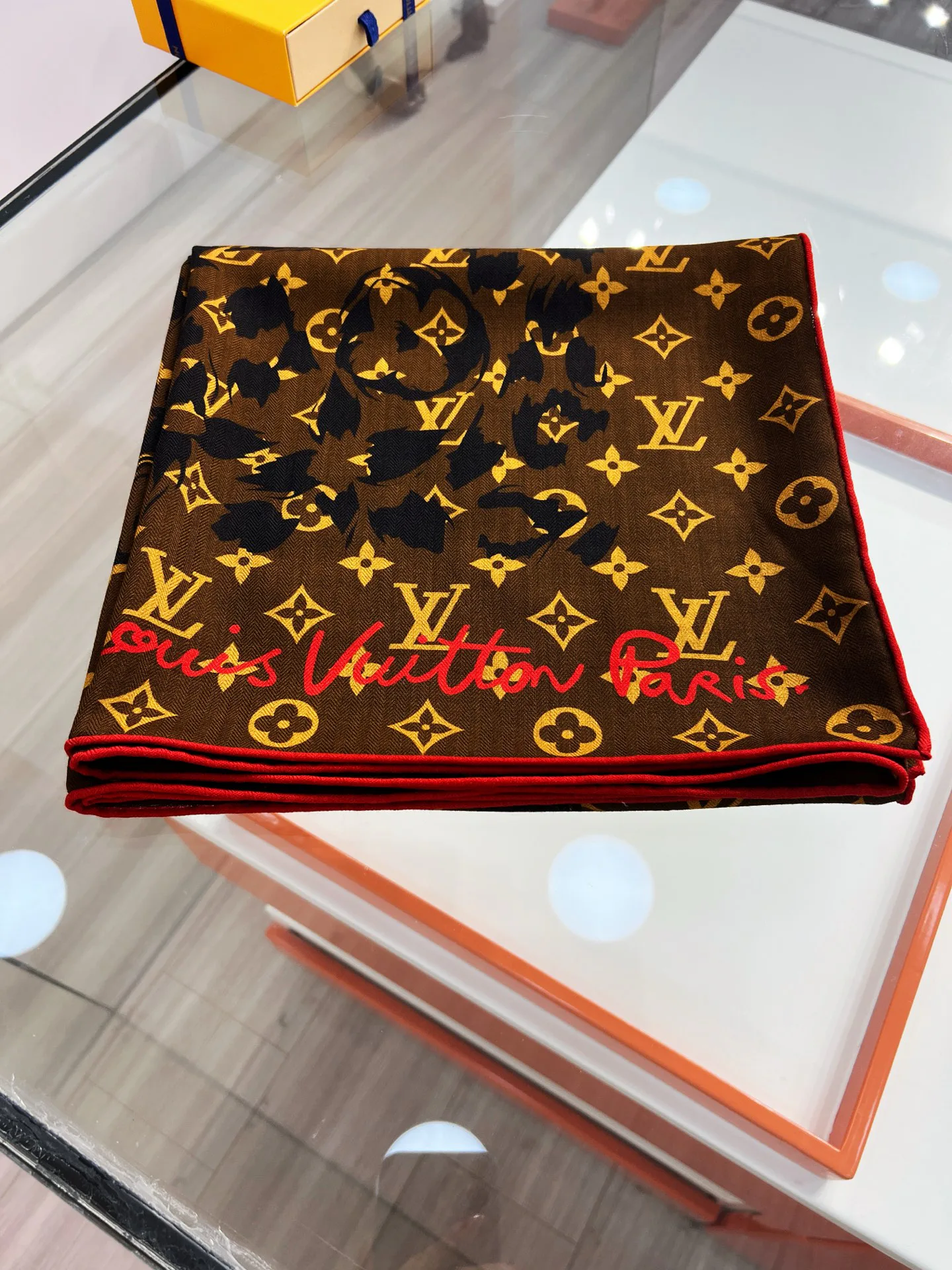Платки Louis Vuitton 18374289