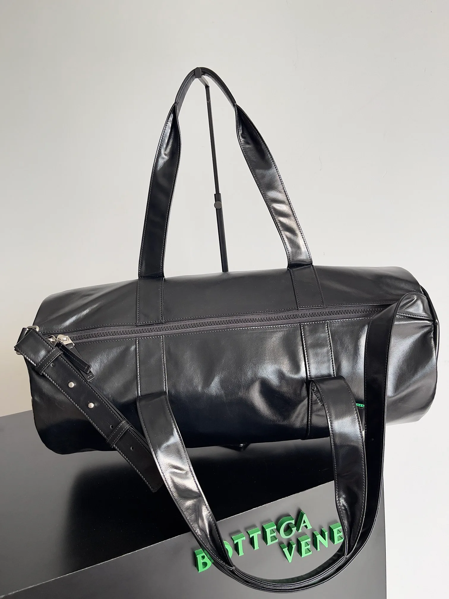 Классические Сумки Женские Bottega Veneta 25154