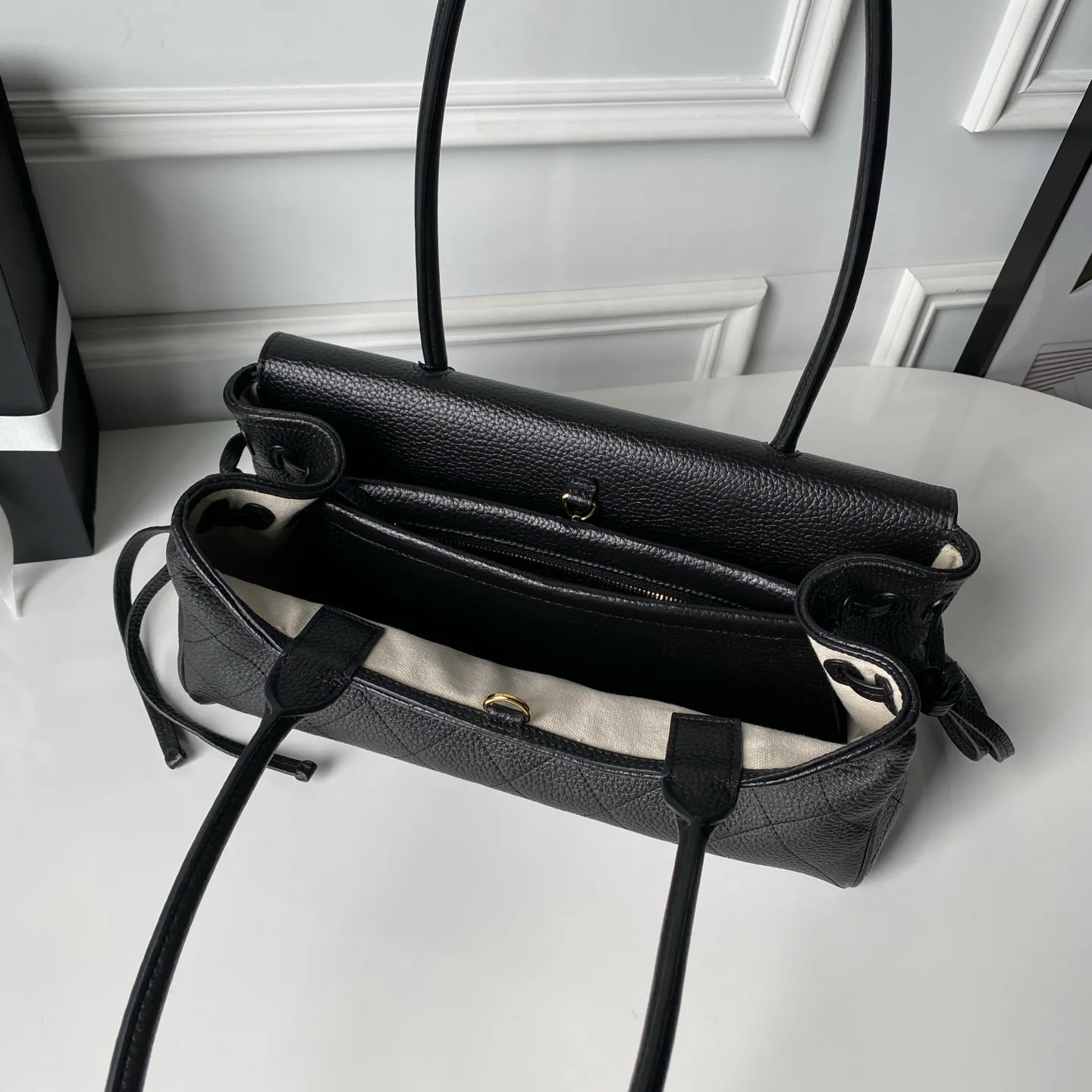 Классические Сумки Женские Chanel 17615420
