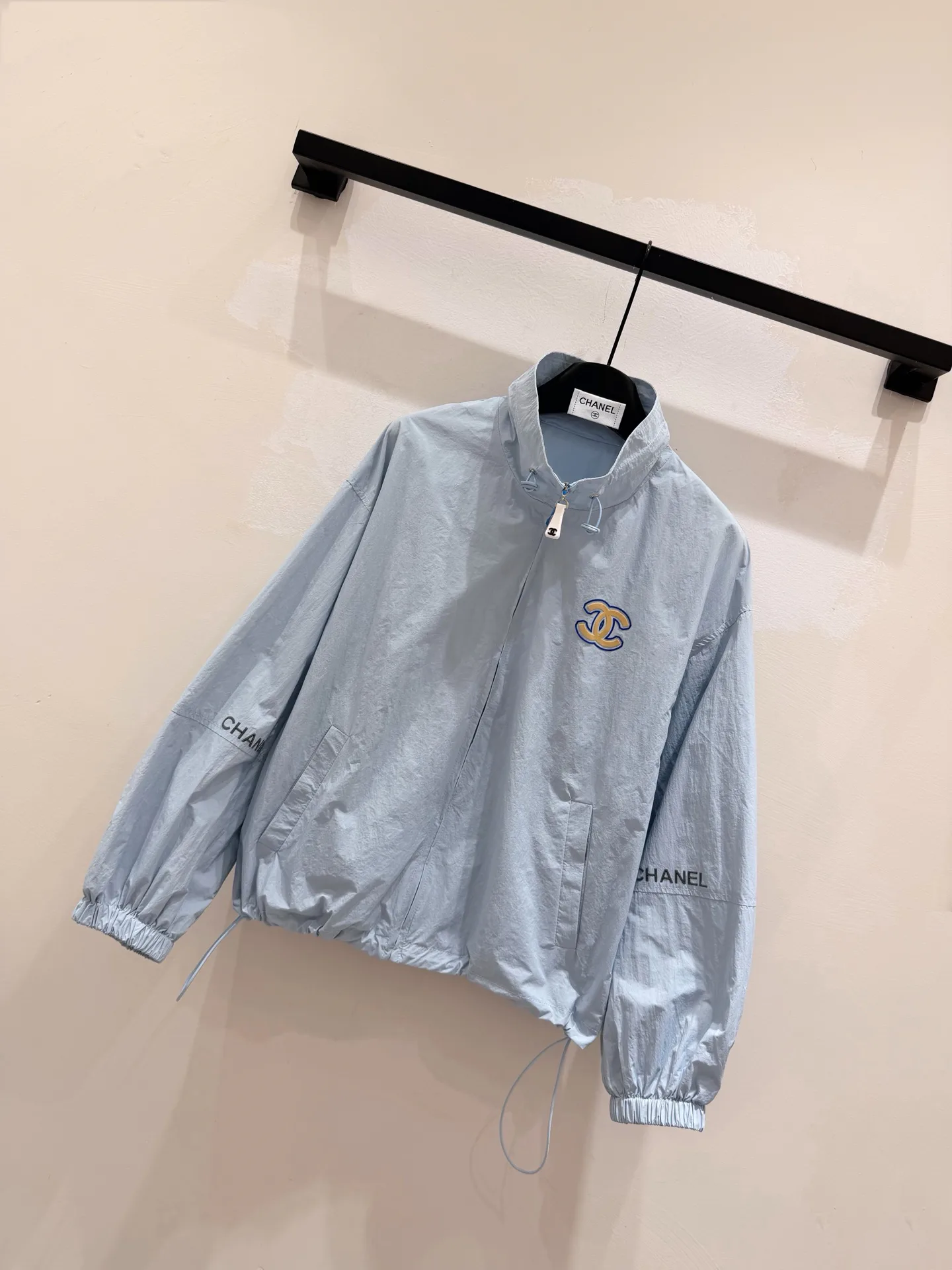 Жакеты Женские Chanel 11888696