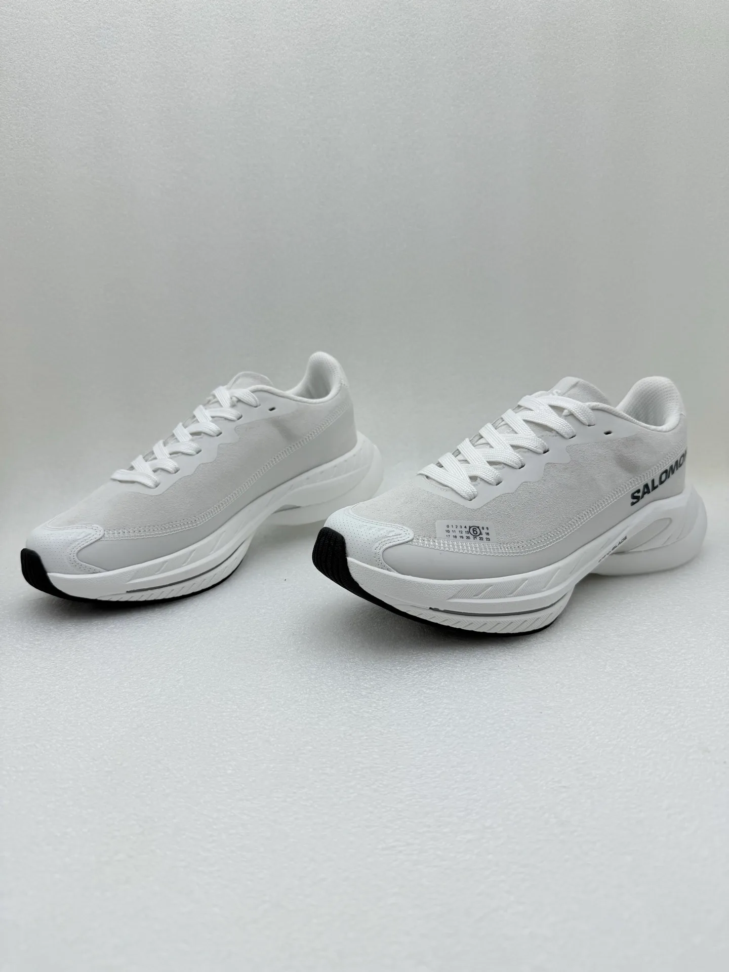 Кроссовки Женские Maison Margiela 440010