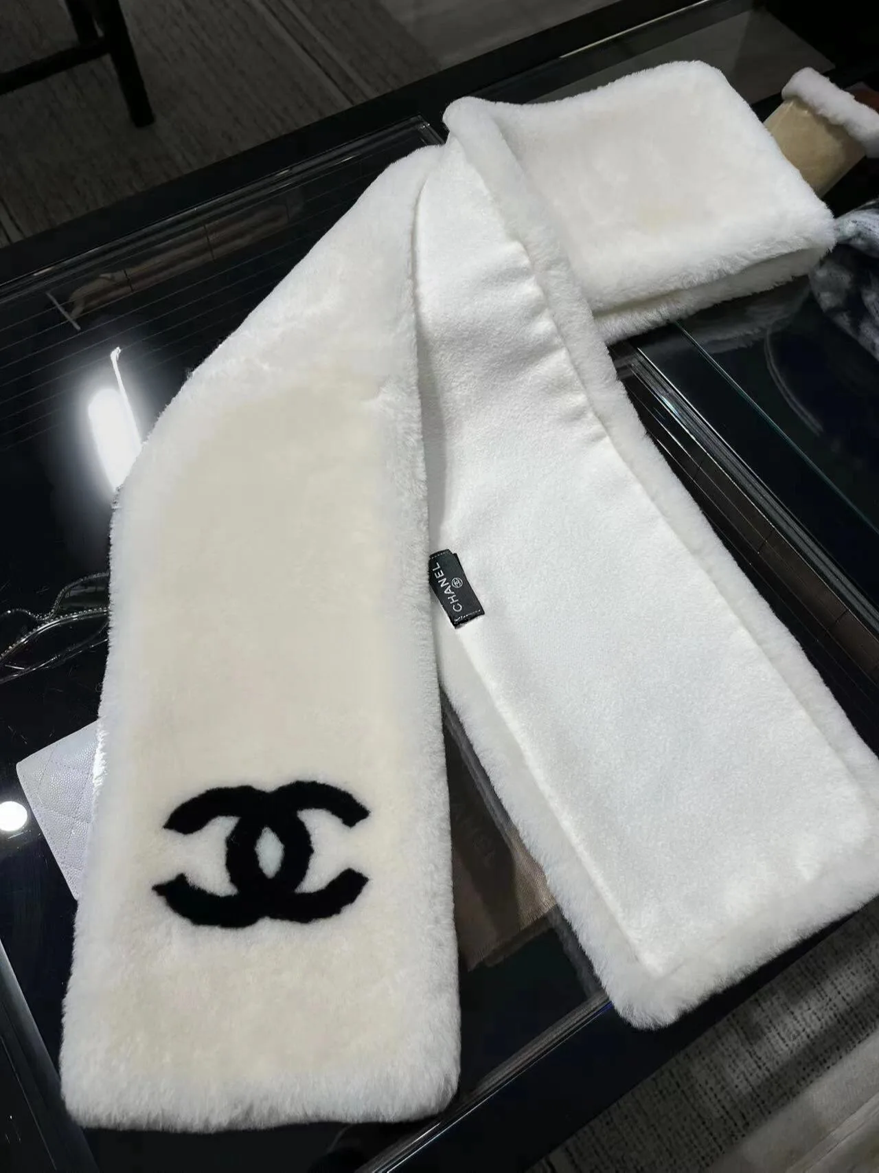 Шарфы Chanel 18347718