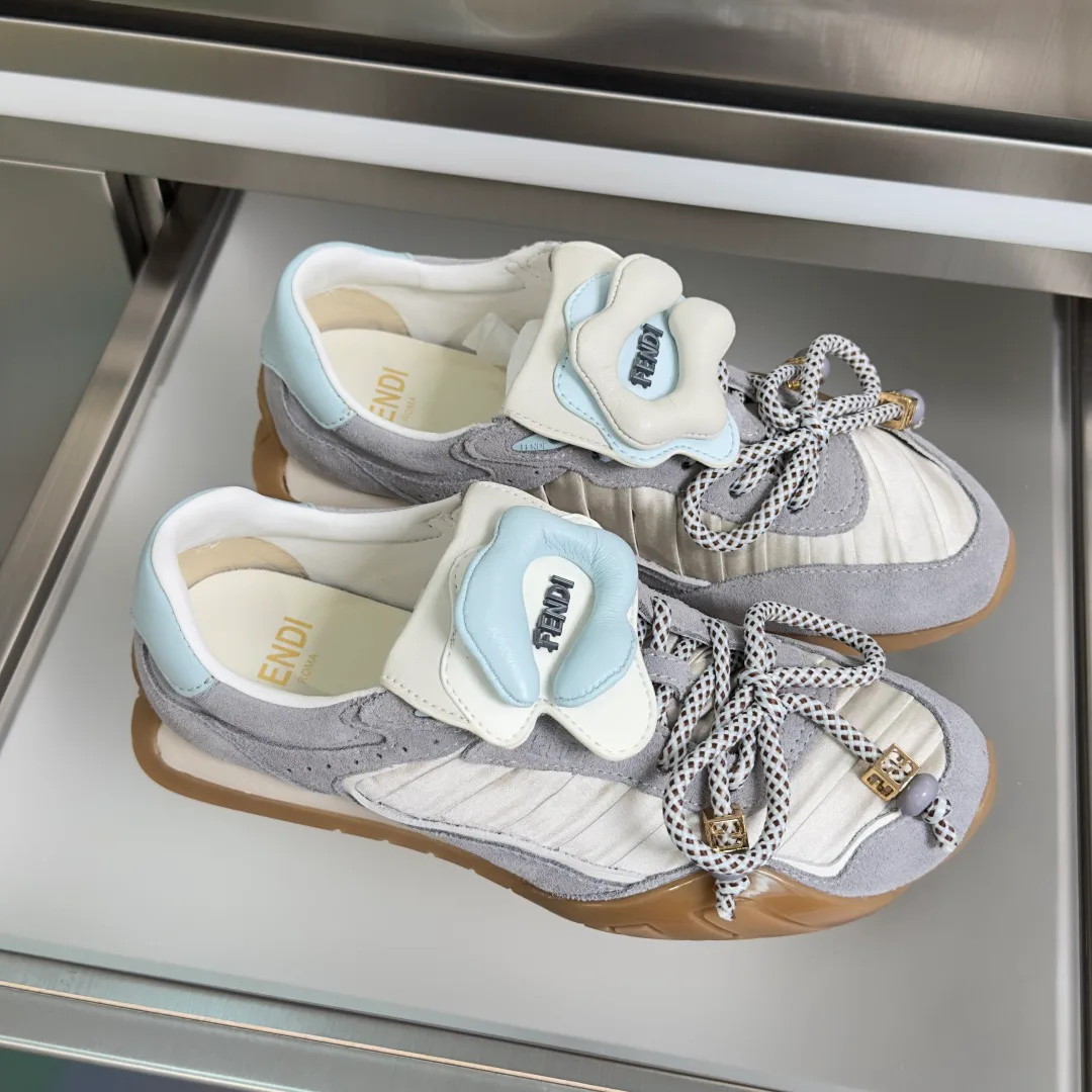 Кроссовки Женские Fendi 12708145