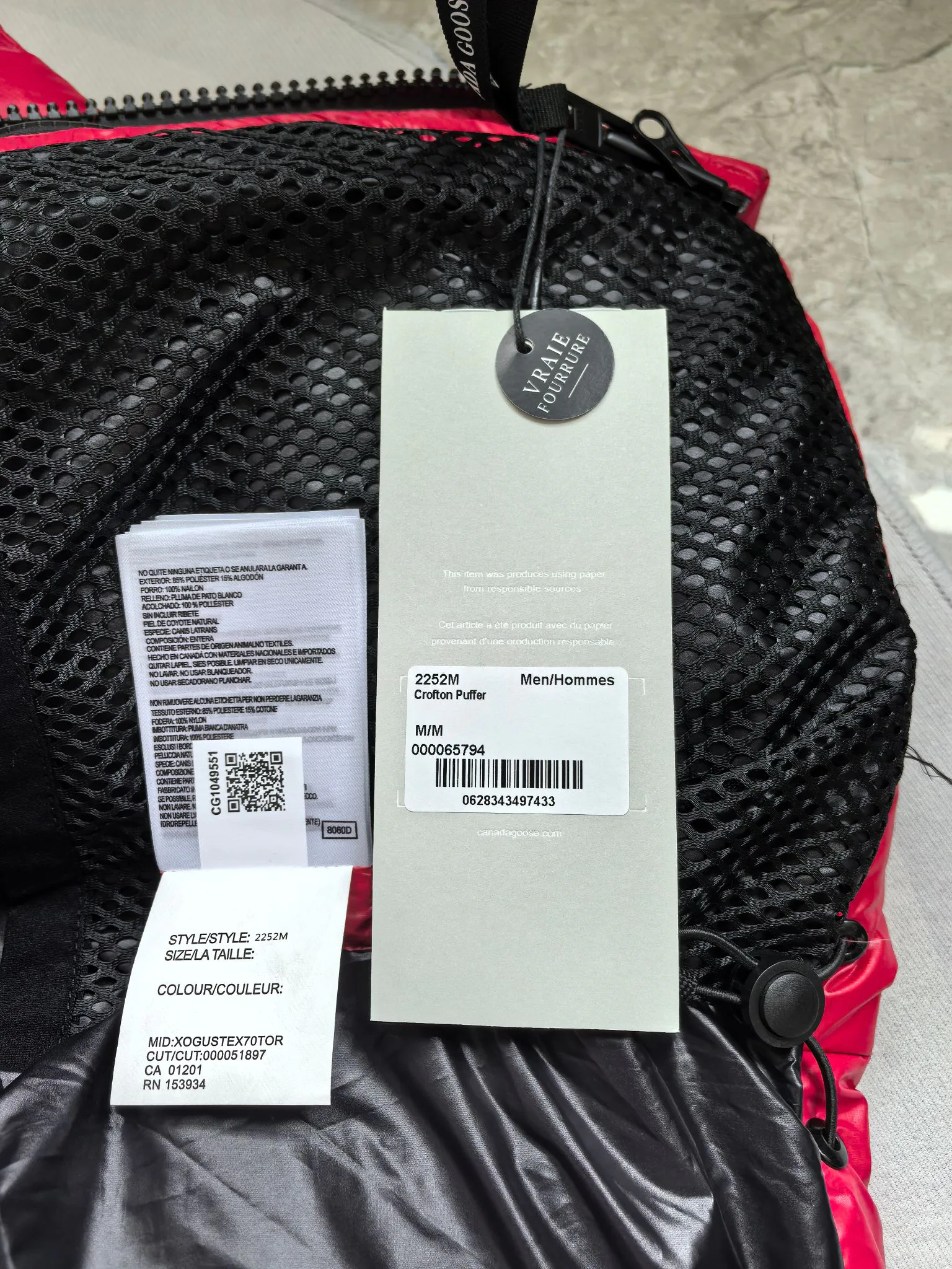Куртки И Пуховики Женские Canada Goose 18927765