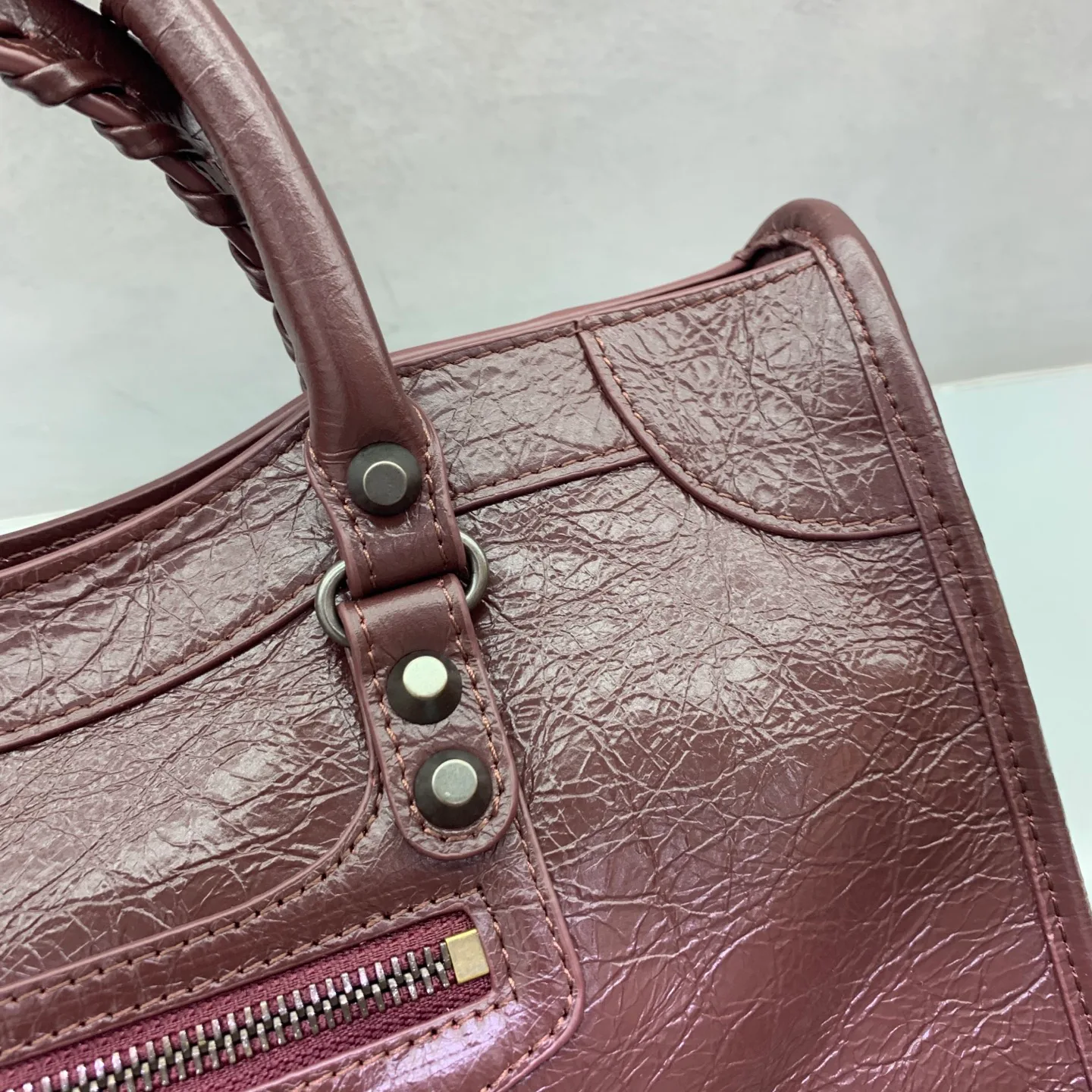 Классические Сумки Женские Balenciaga 18136158