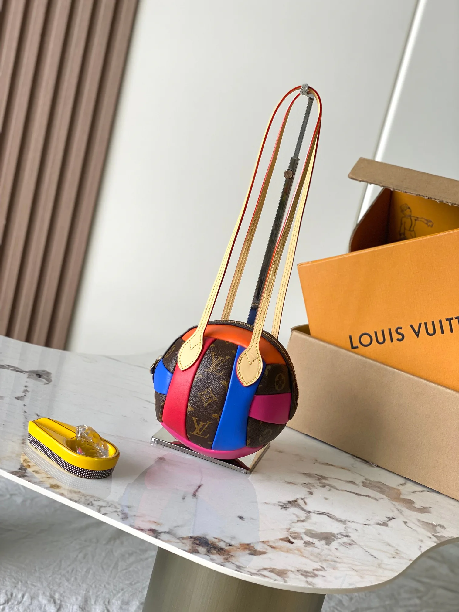 Классические Сумки Женские Louis Vuitton 17498626