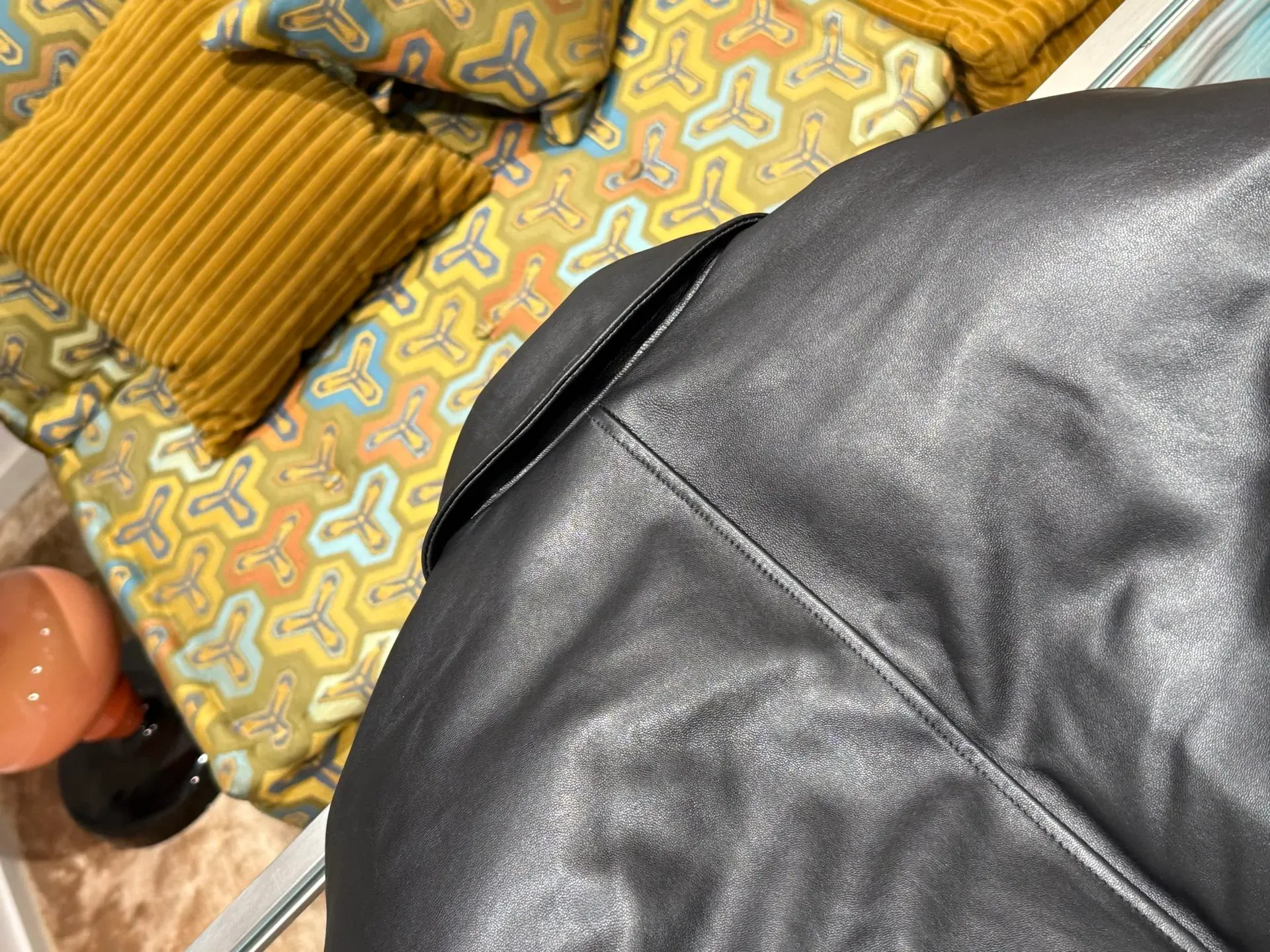 Кожаные Куртки И Дублёнки Мужские Saint Laurent 715784