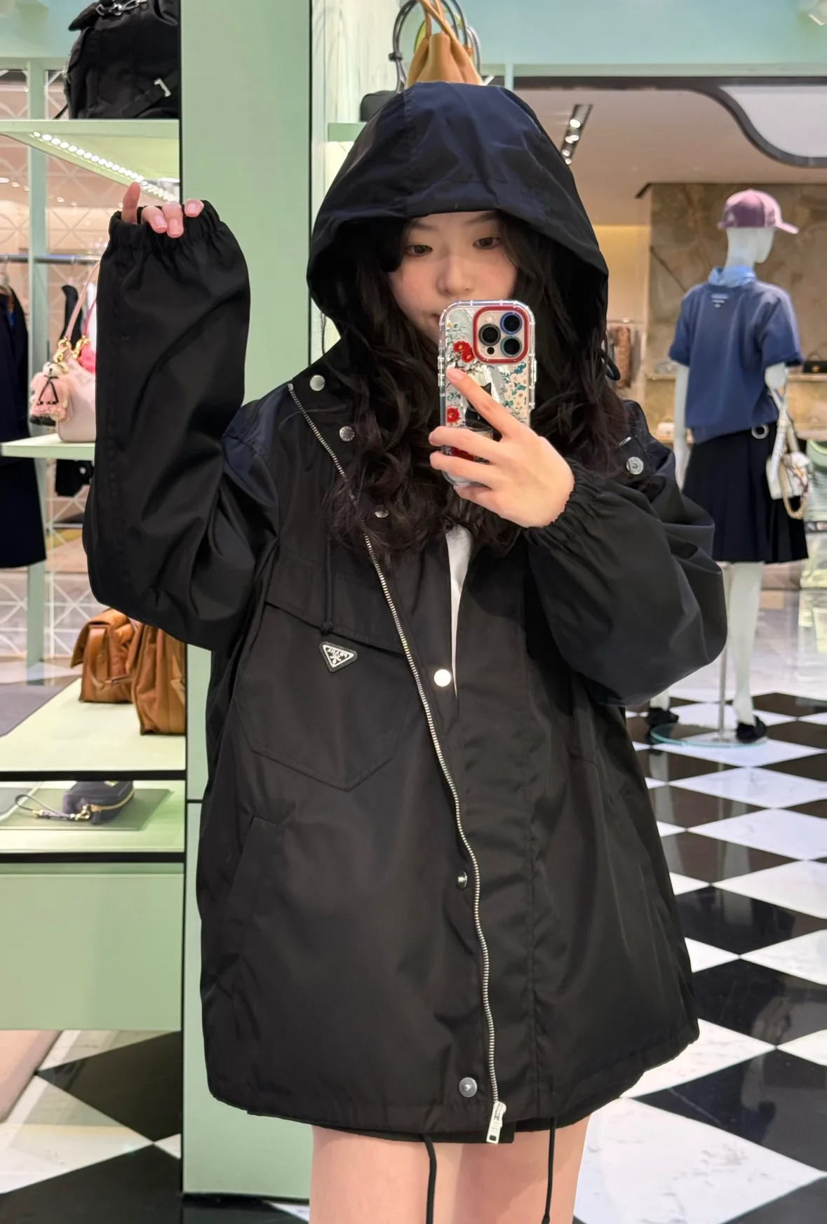 Куртки И Пуховики Женские Prada 18183587