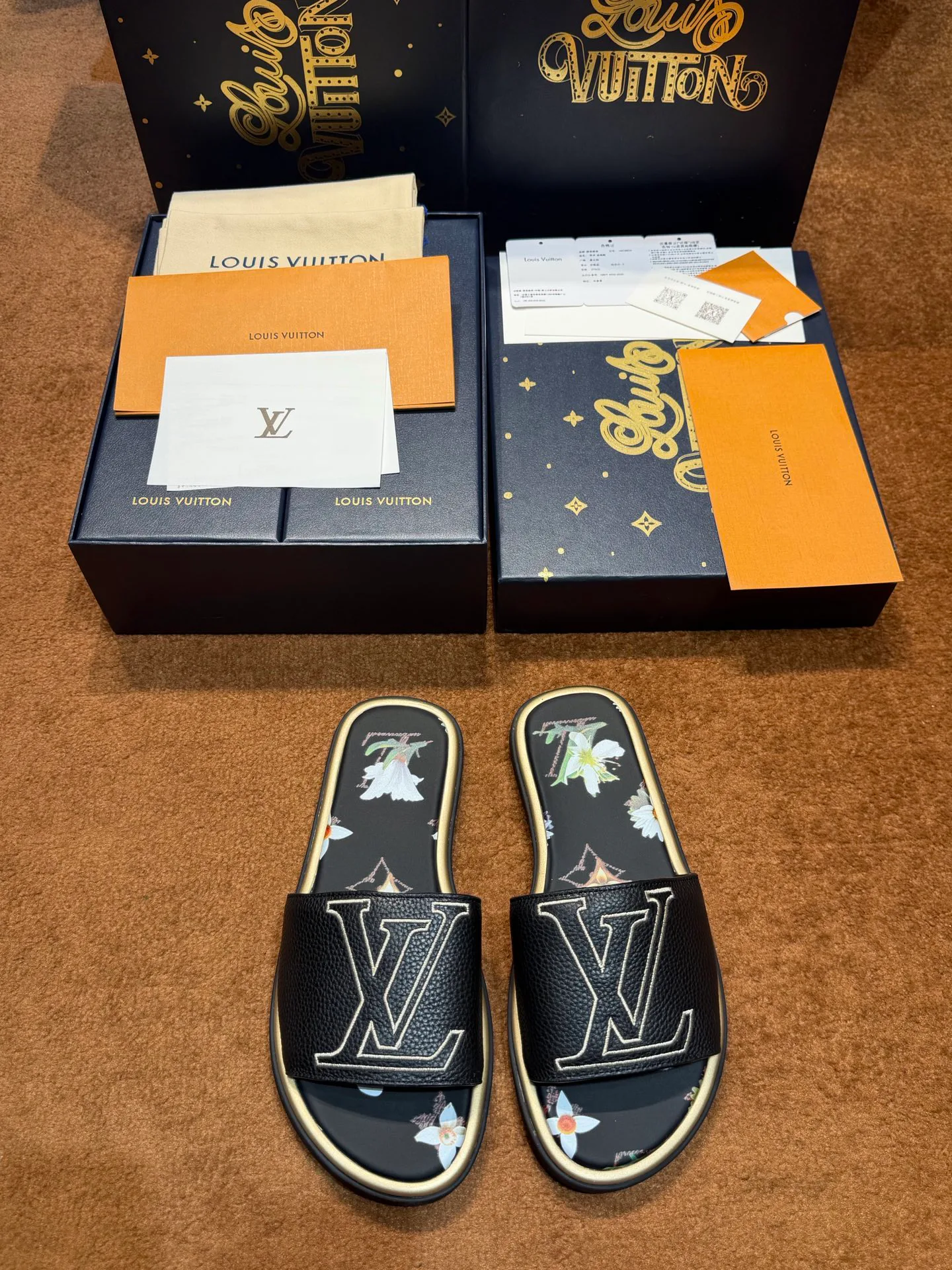 Шлепанцы Женские Louis Vuitton 17059504