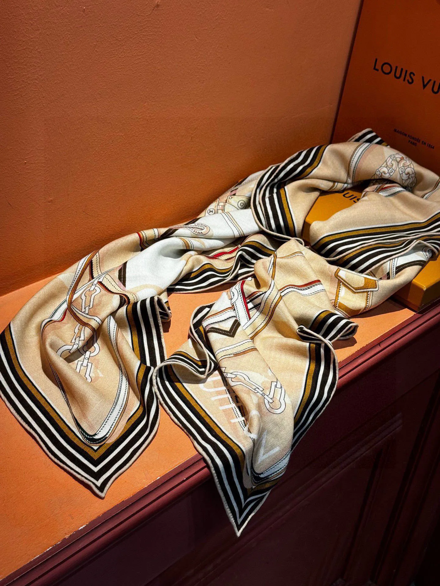 Платки Louis Vuitton 206010