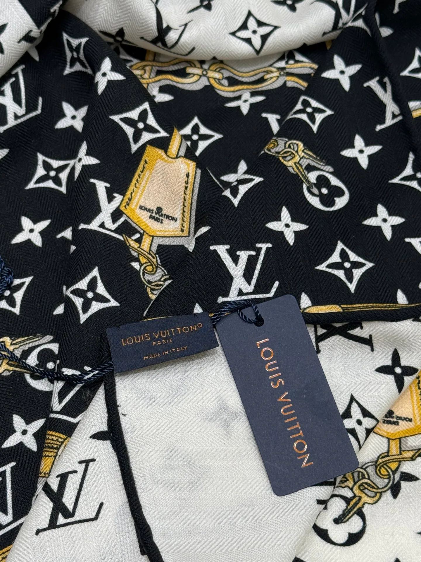 Шарфы Louis Vuitton 5904725