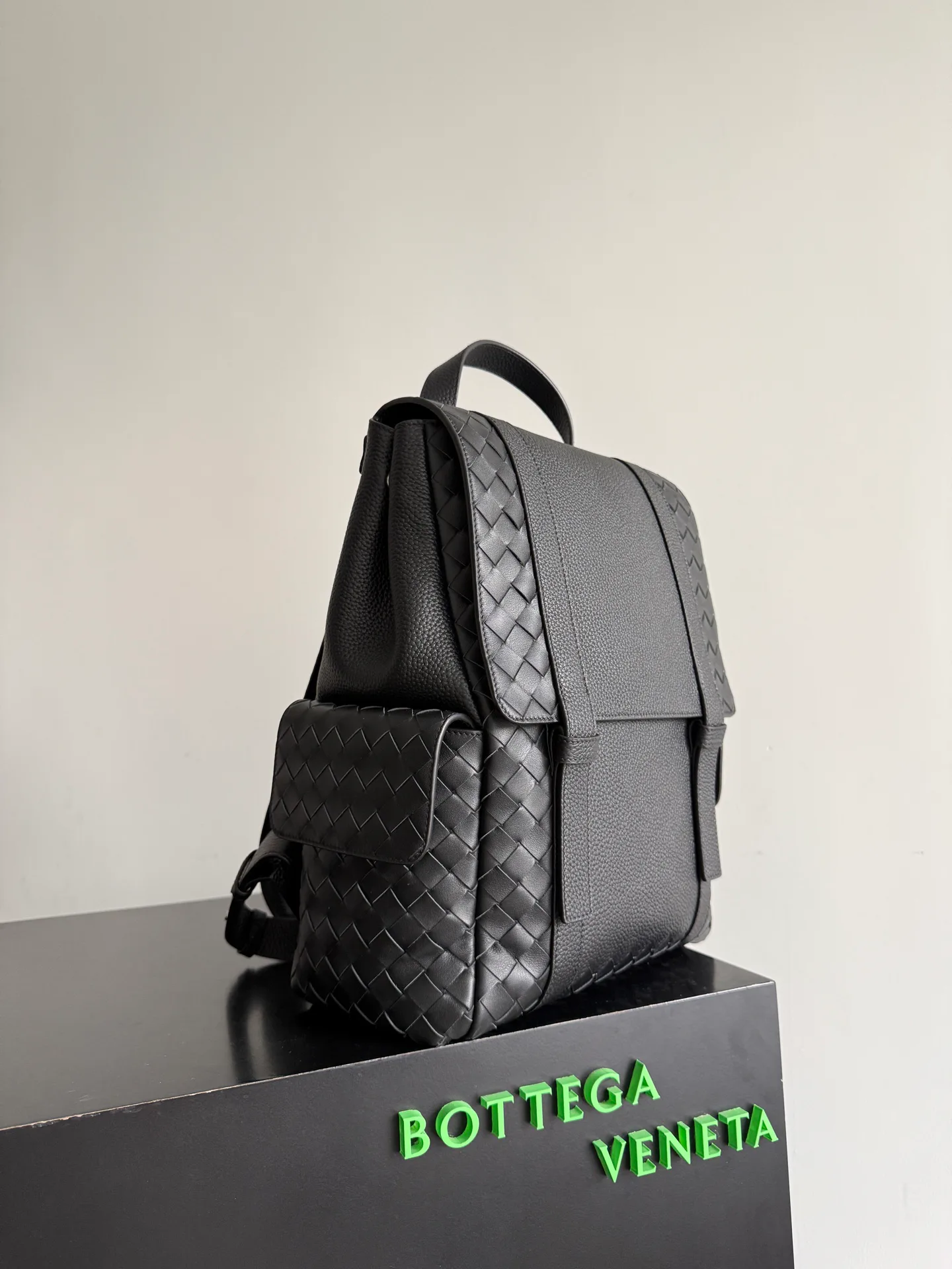 Рюкзаки Женские Bottega Veneta 17578610