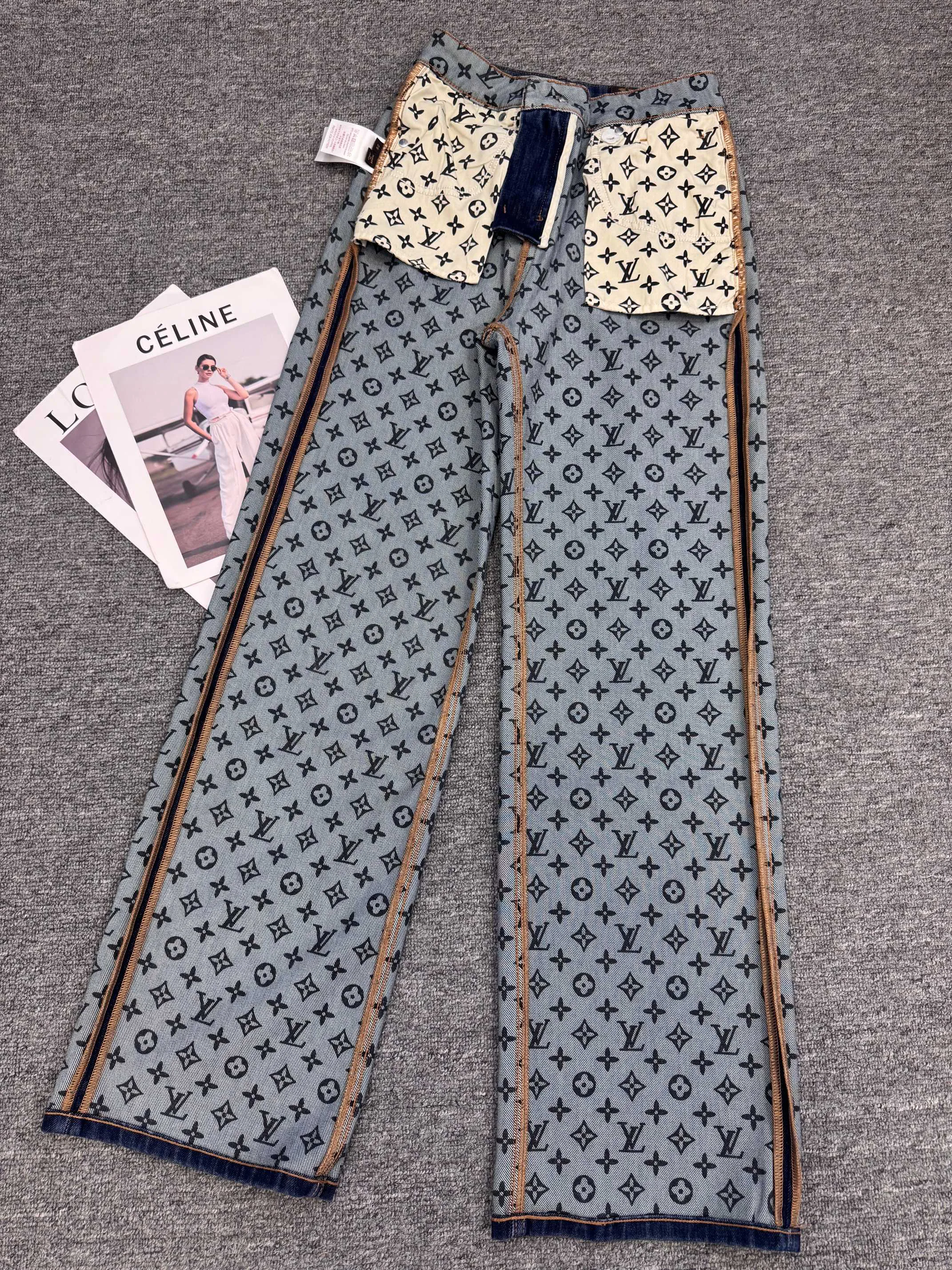 Джинсы Женские Louis Vuitton 17908328