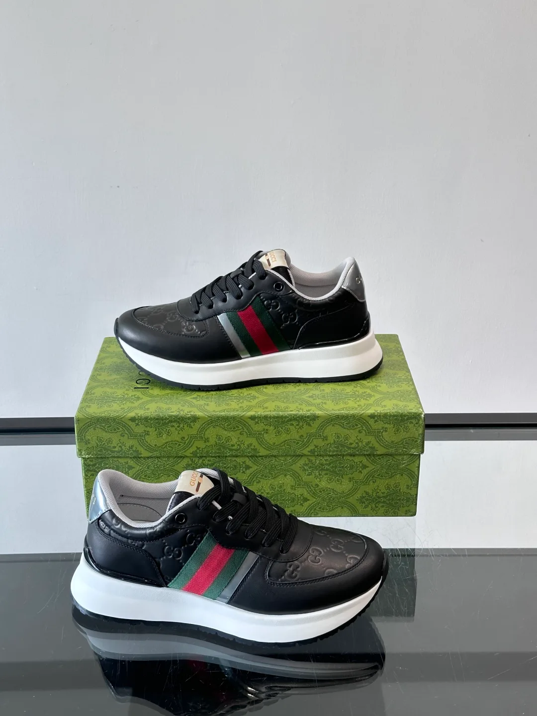 Кроссовки Мужские Gucci 160571