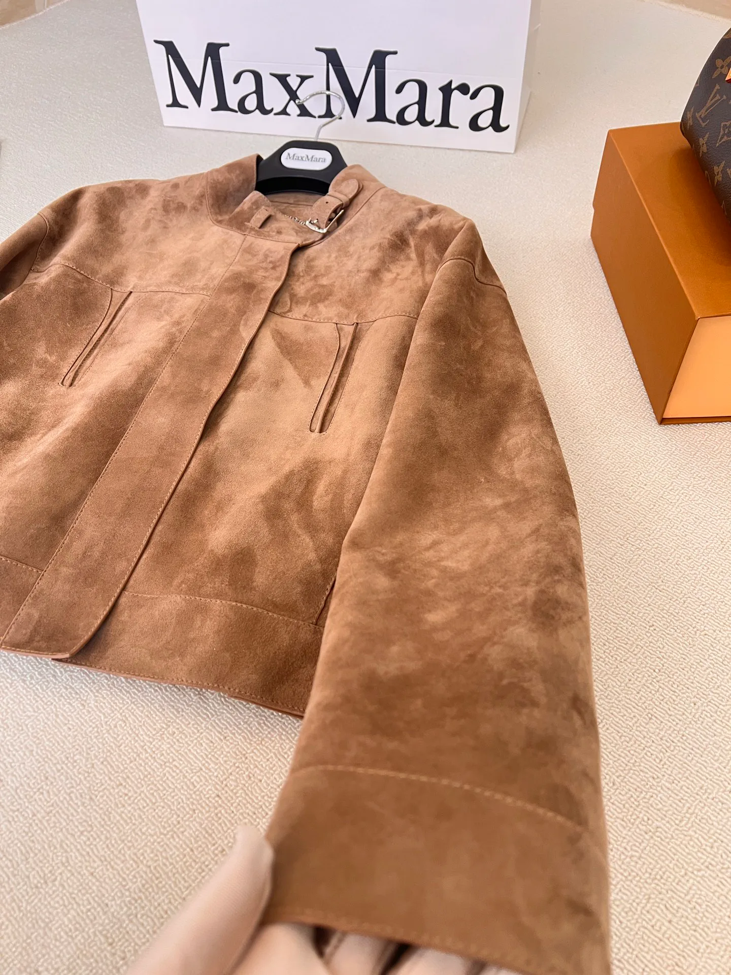 Кожаные Куртки И Дублёнки Женские Loewe 11413782