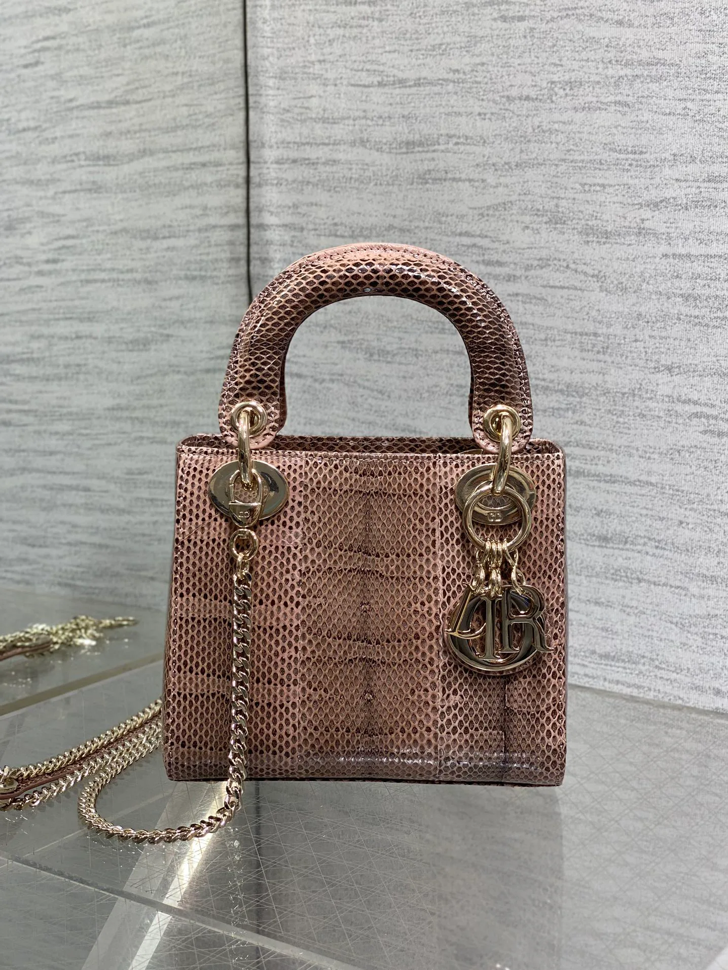 Классические Сумки Женские Christian Dior 11581764