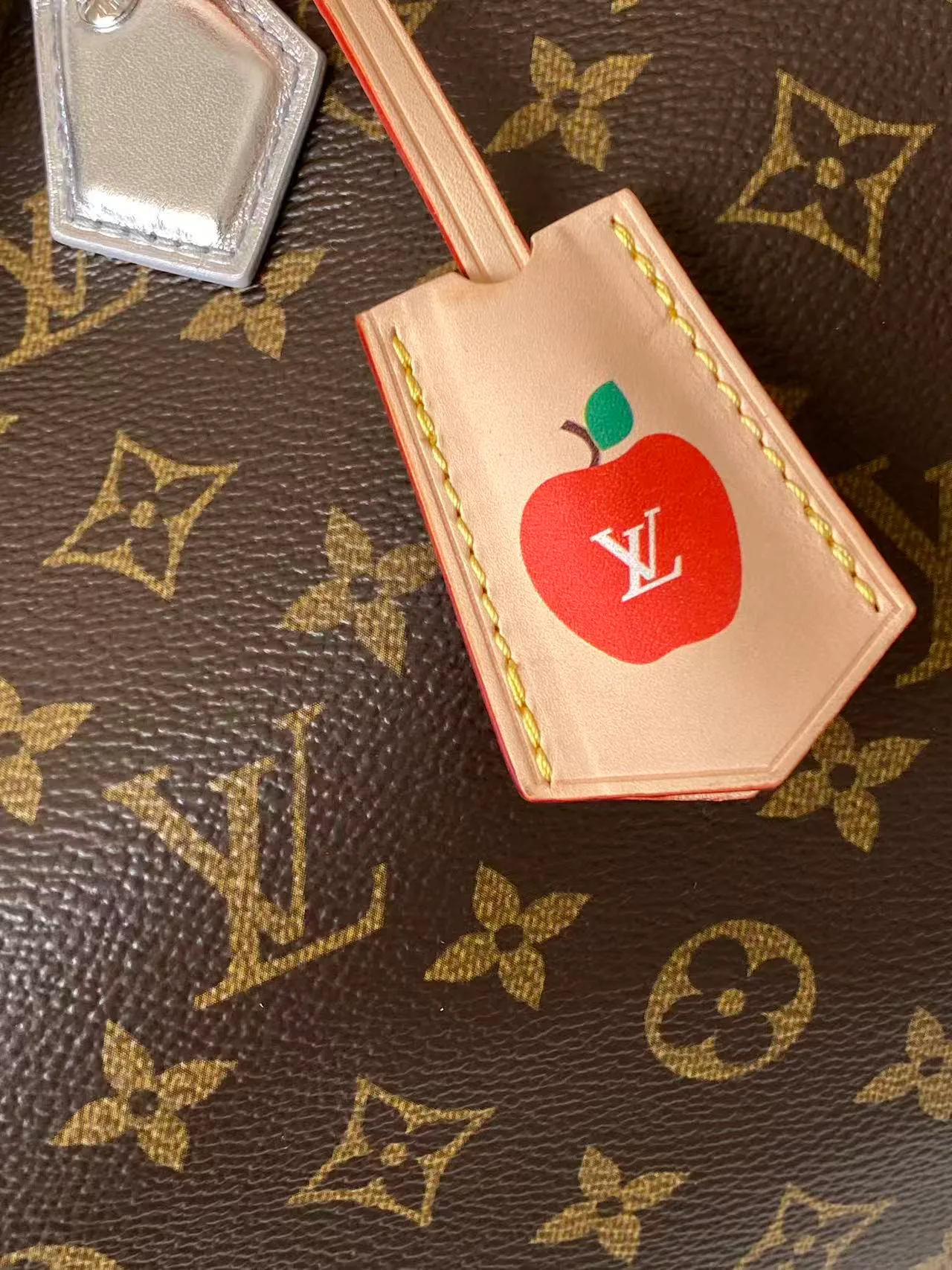 Классические Сумки Женские Louis Vuitton 13435270