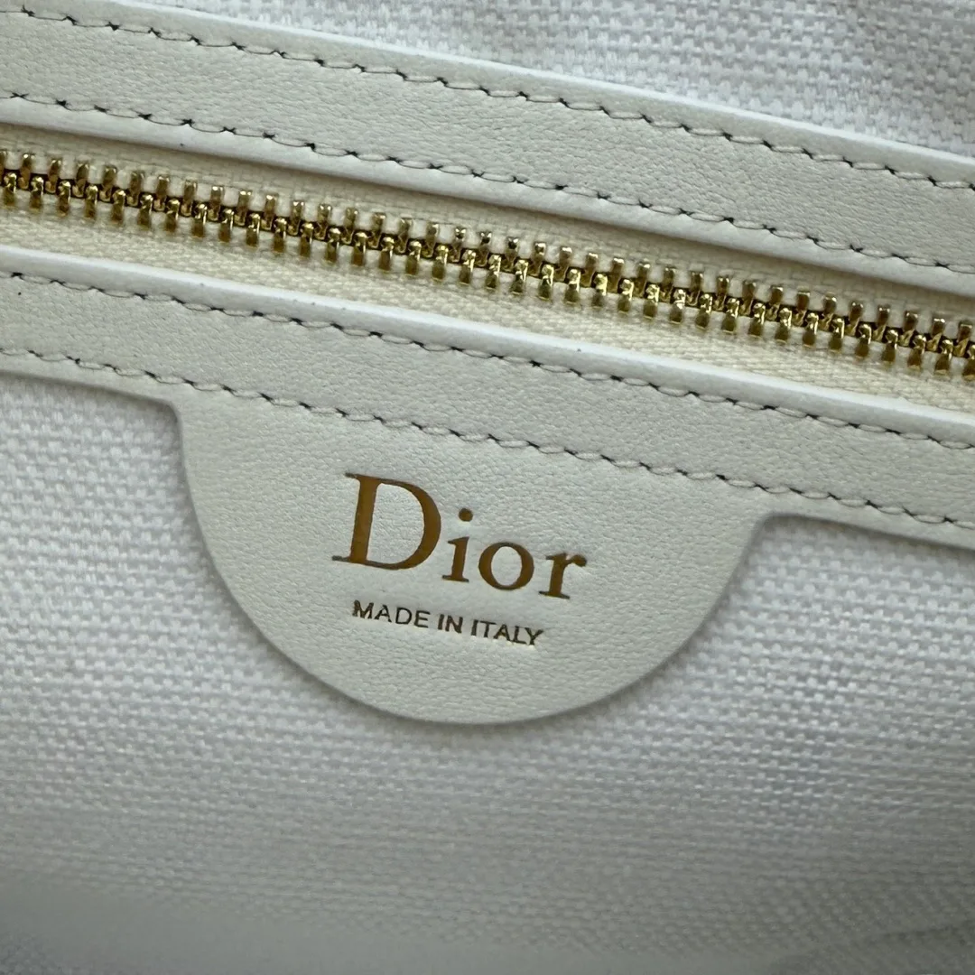 Классические Сумки Женские Christian Dior 18116303