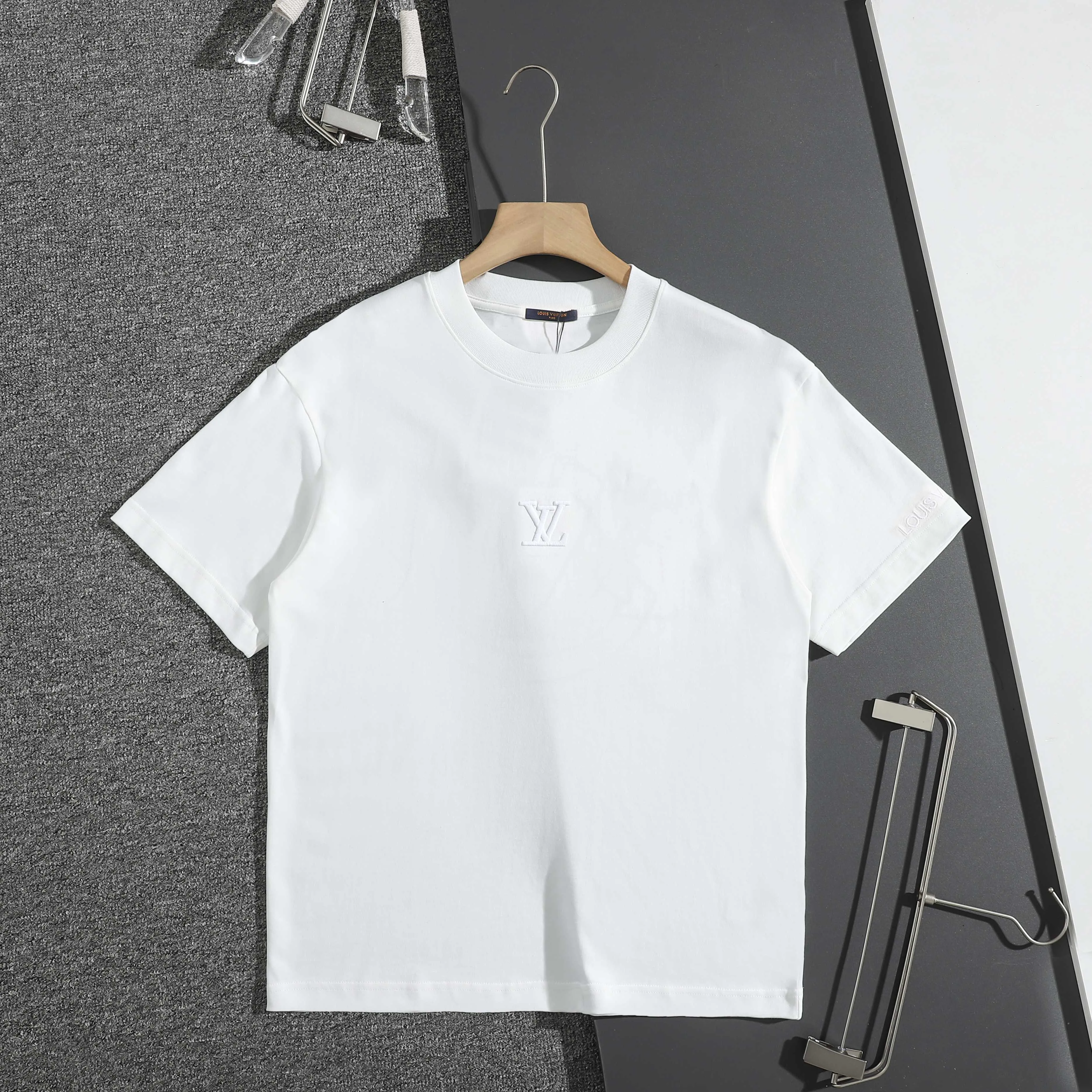 Футболки Женские Louis Vuitton 10542454