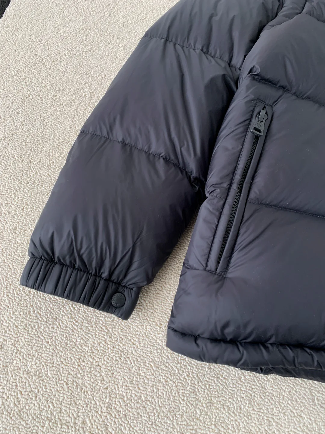 Куртки И Пуховики Мужские Moncler 441240